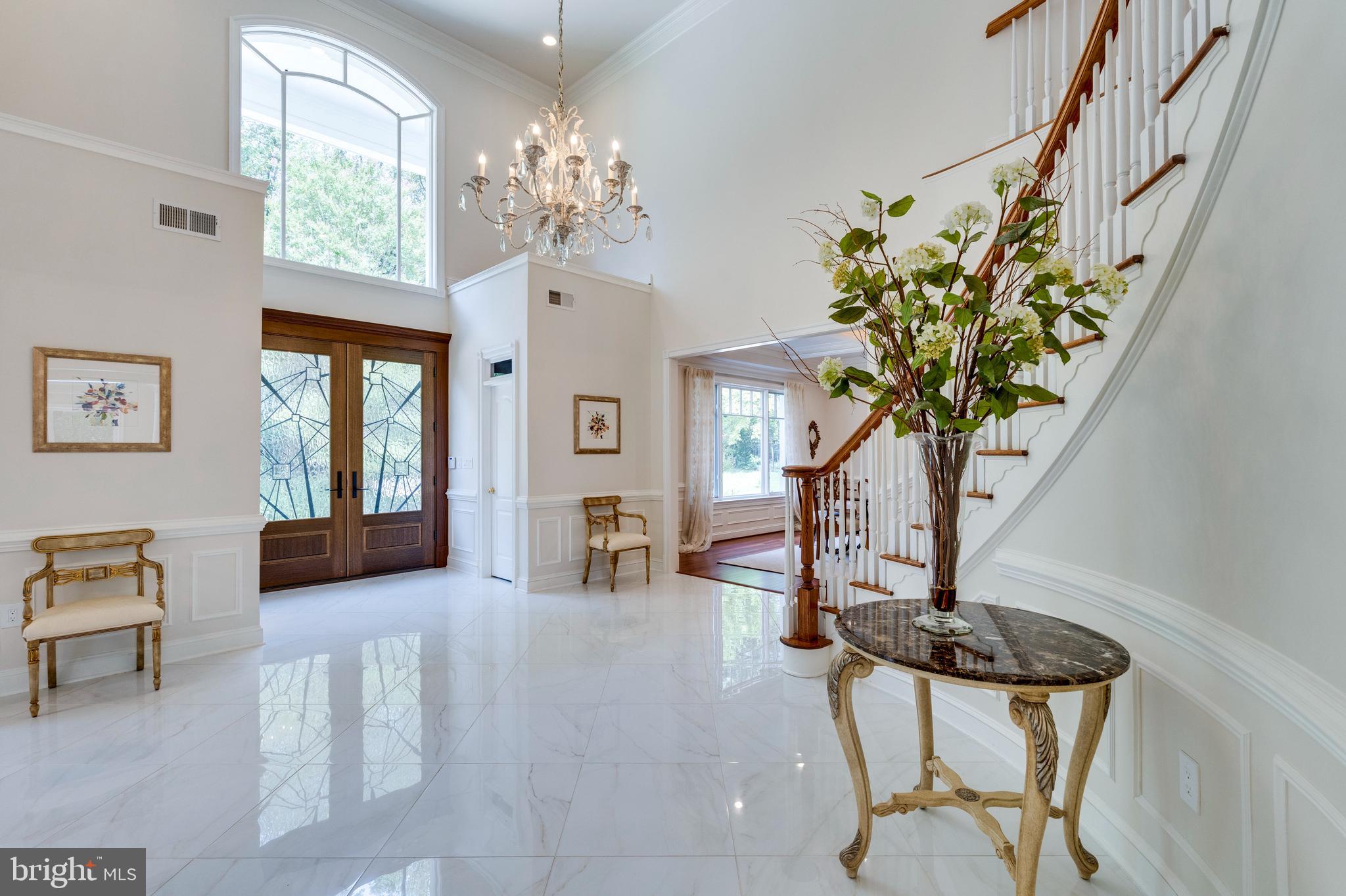 Real estate listing preview #6