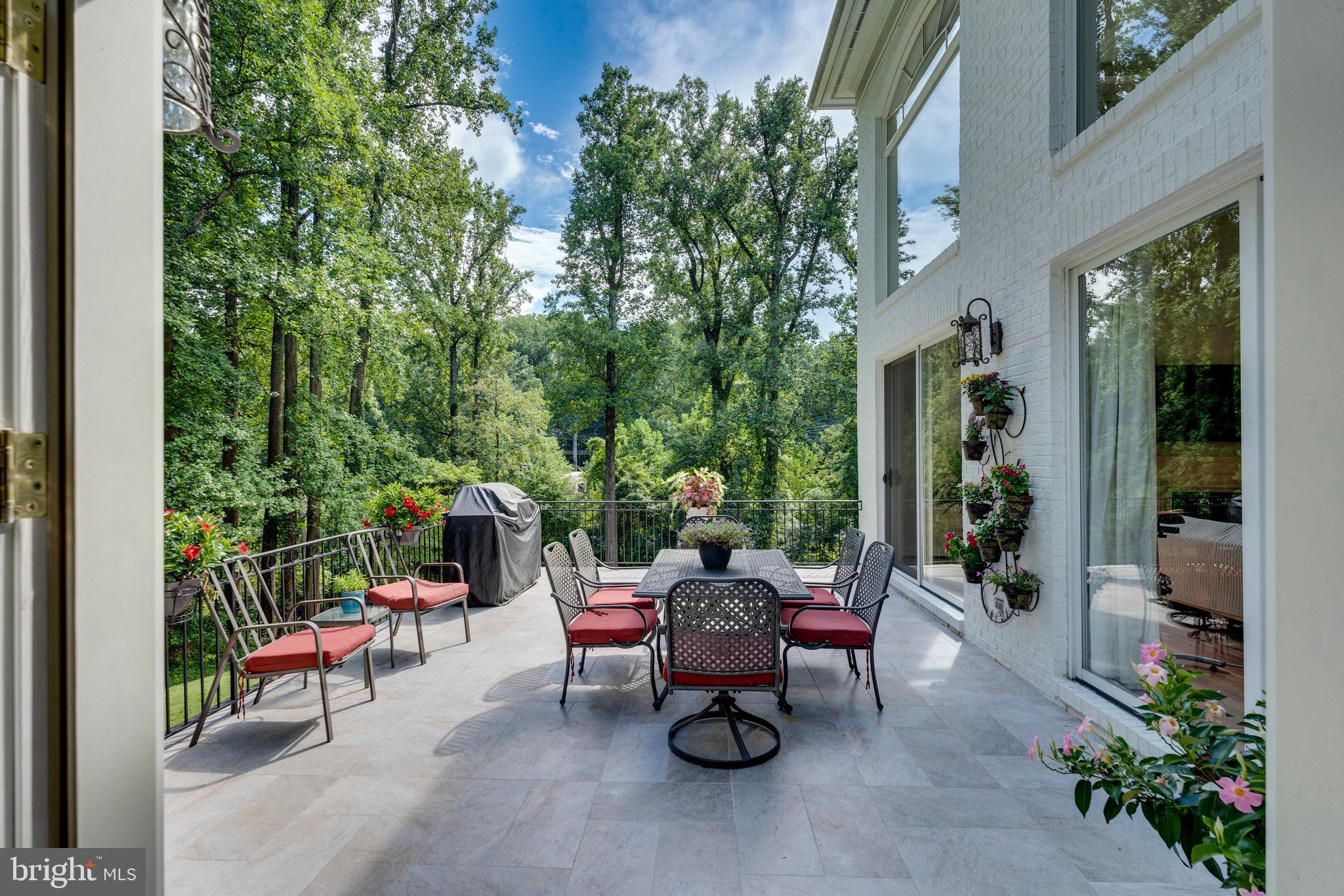 Real estate listing preview #29