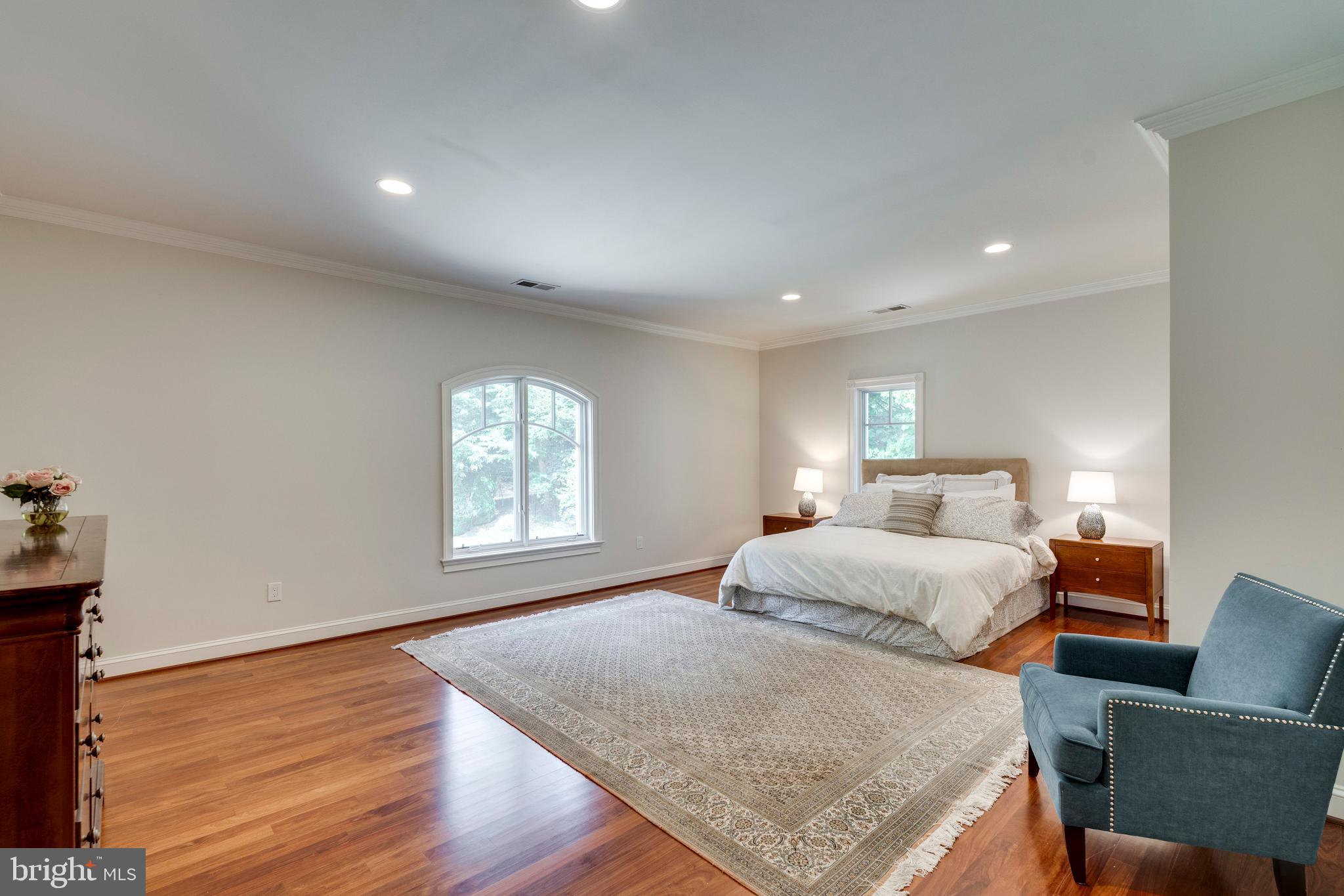 Real estate listing preview #53