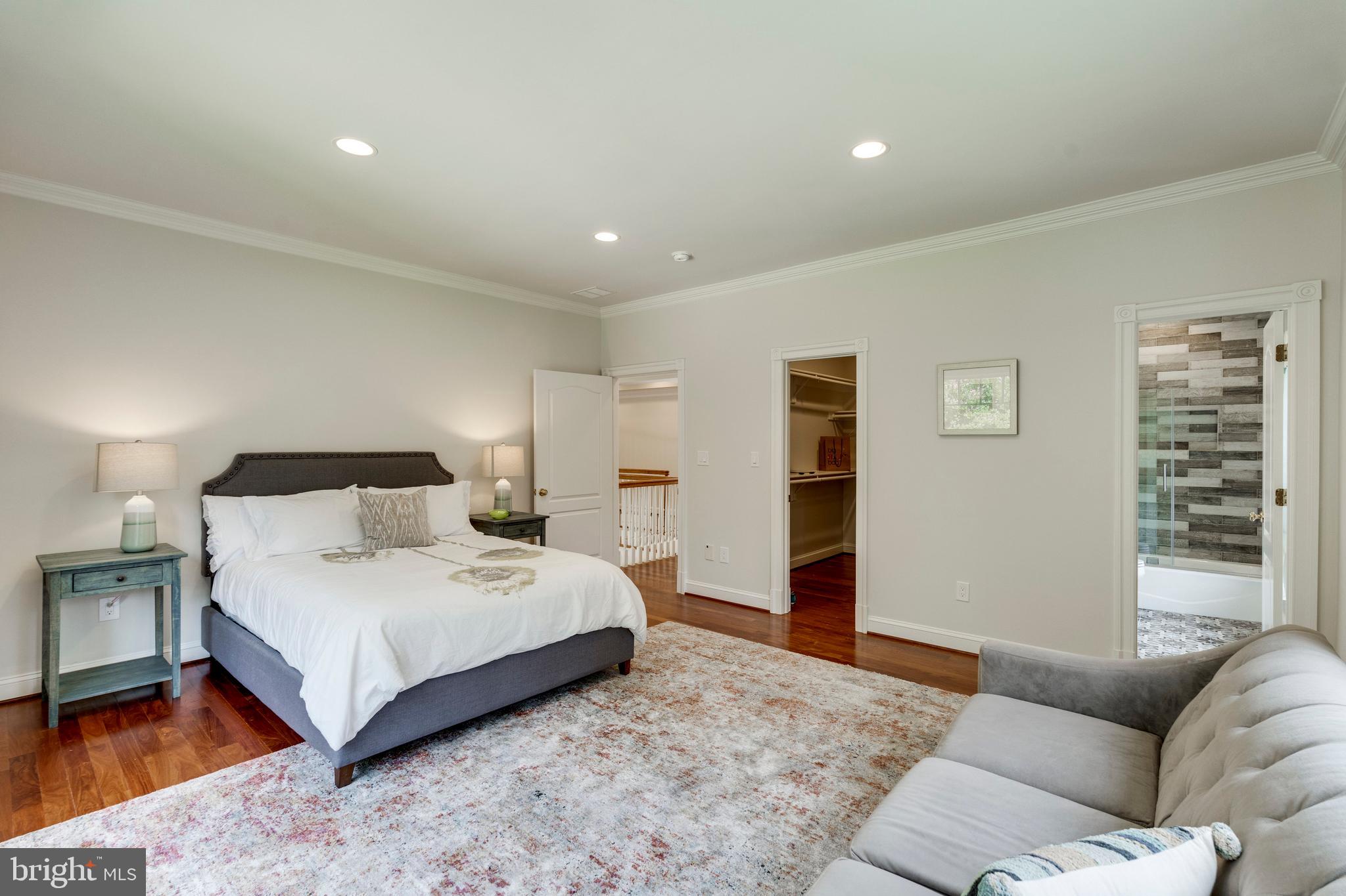 Real estate listing preview #46