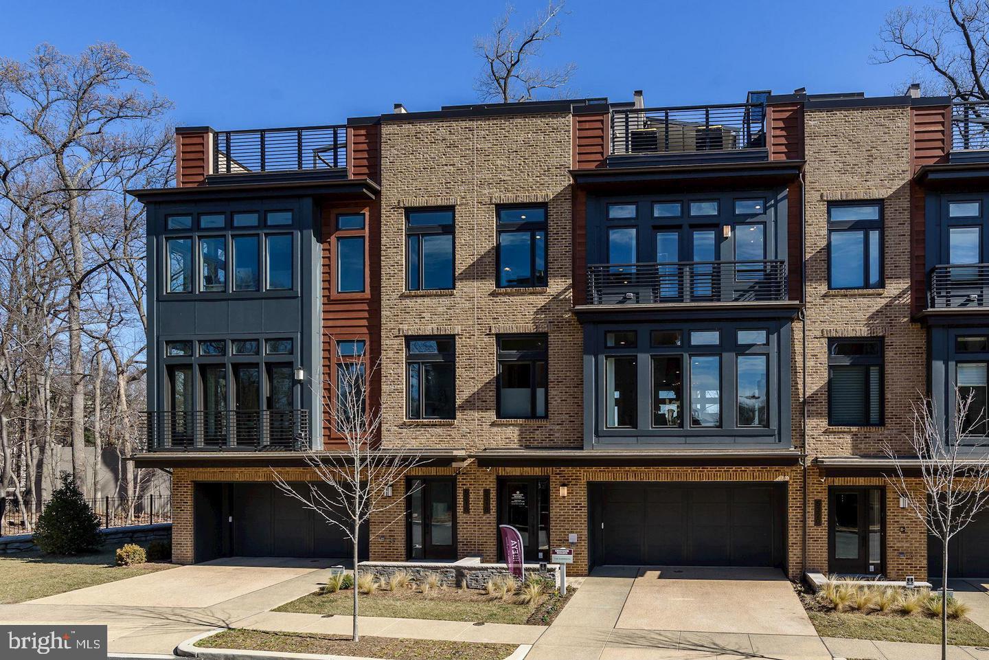 Real estate listing preview #25