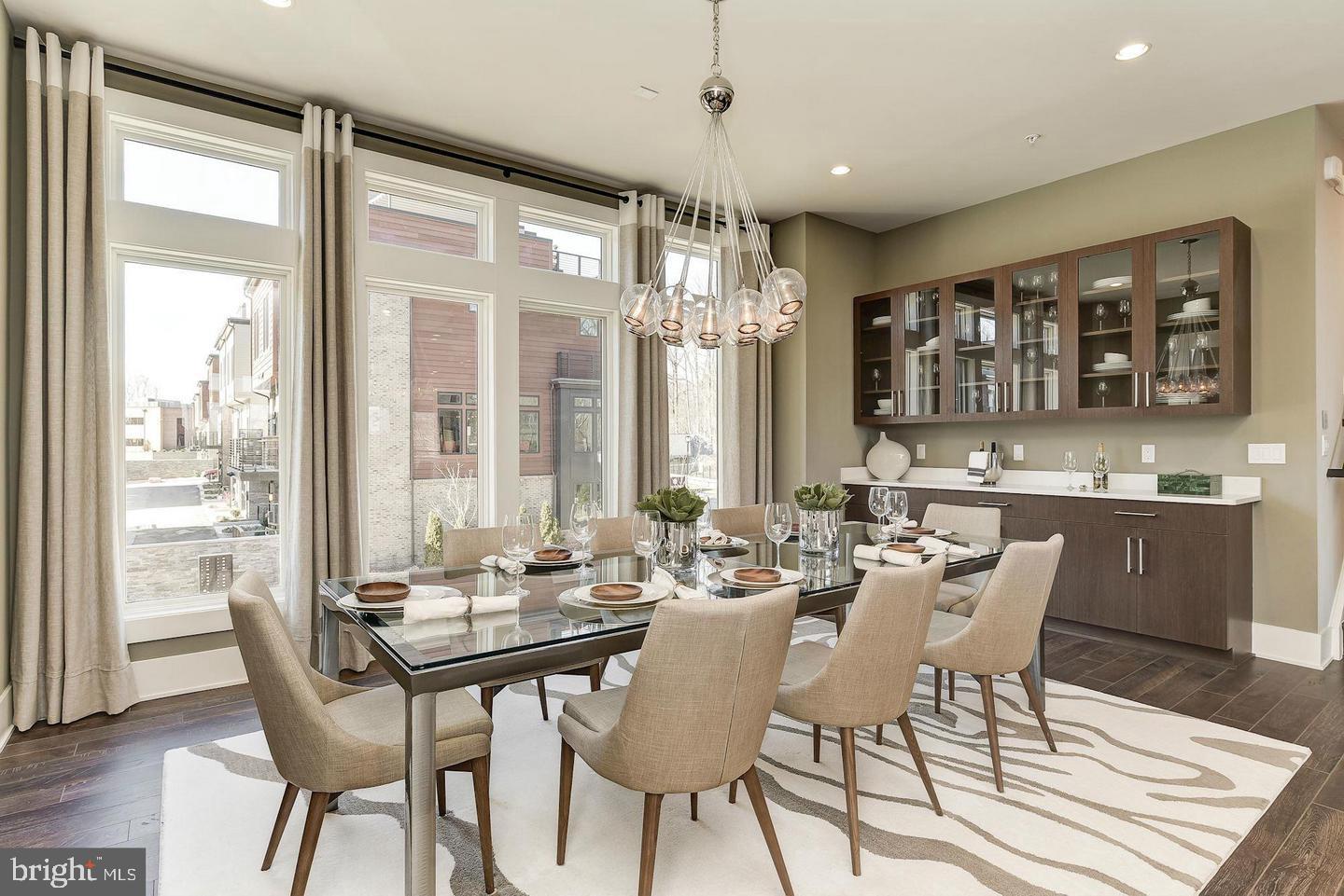 Real estate listing preview #11