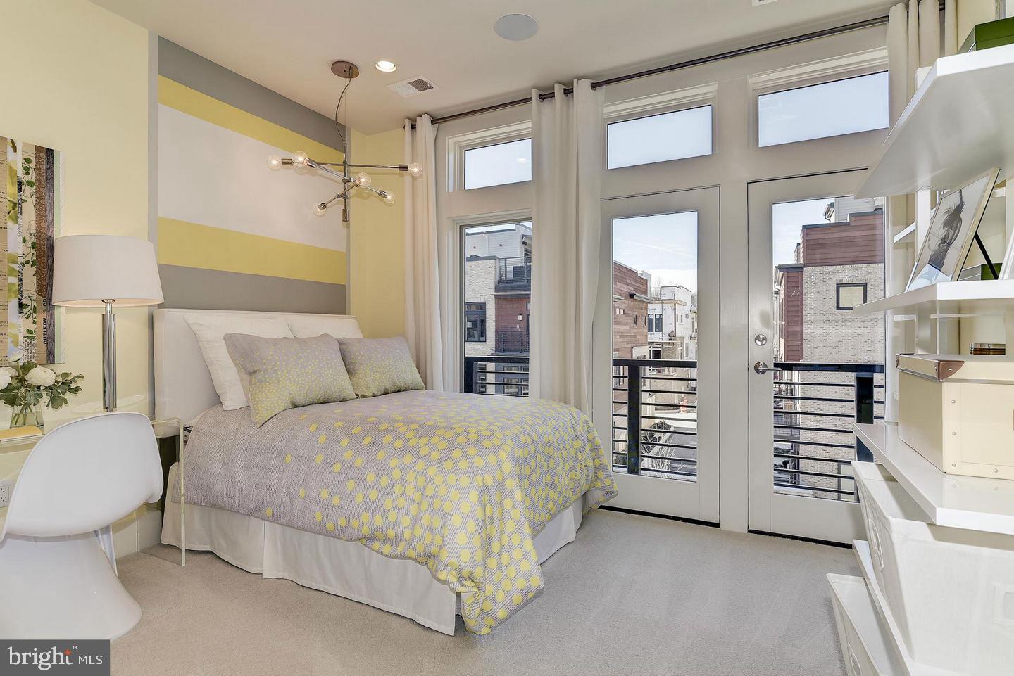 Real estate listing preview #19