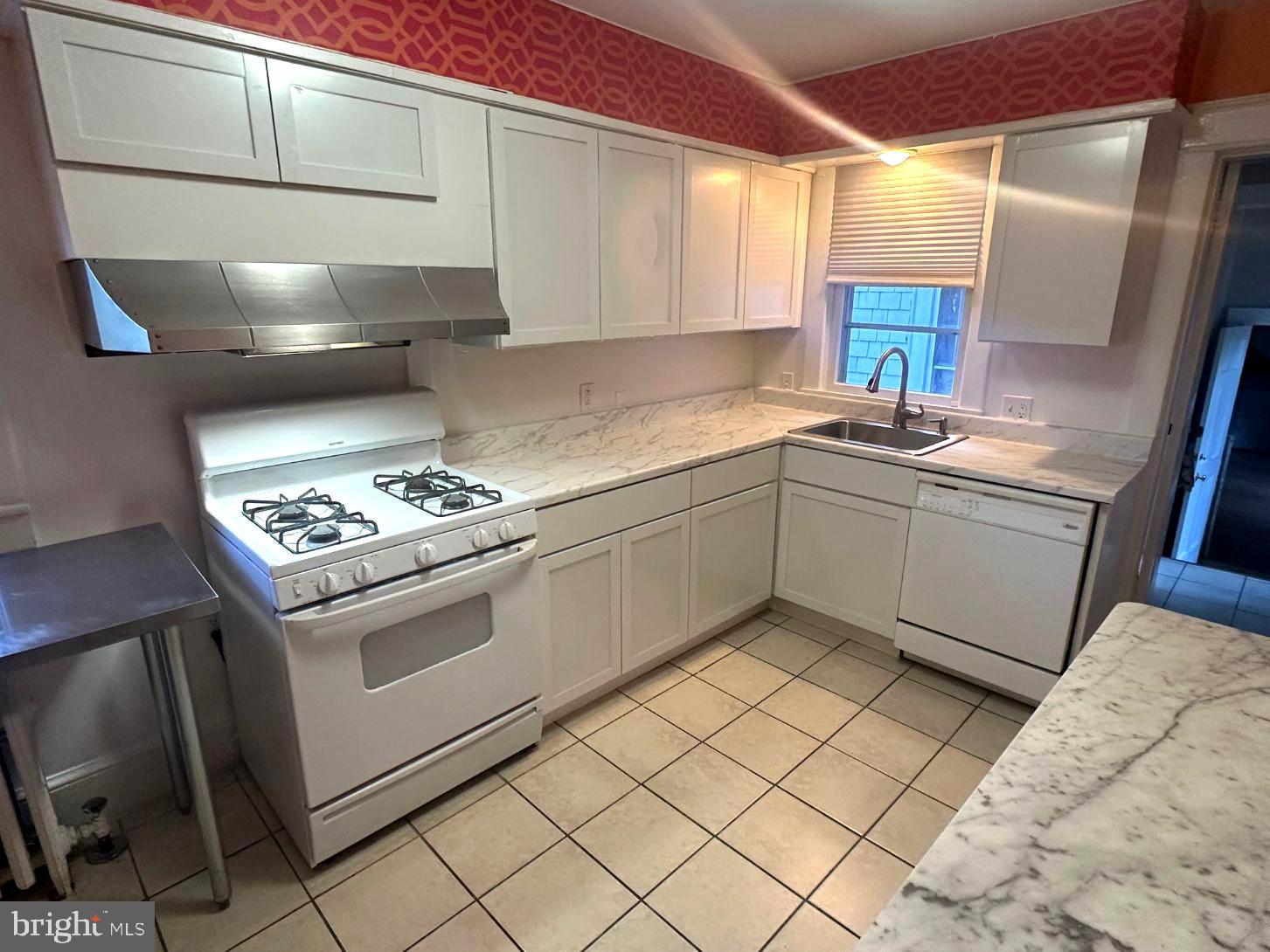 Real estate listing preview #33