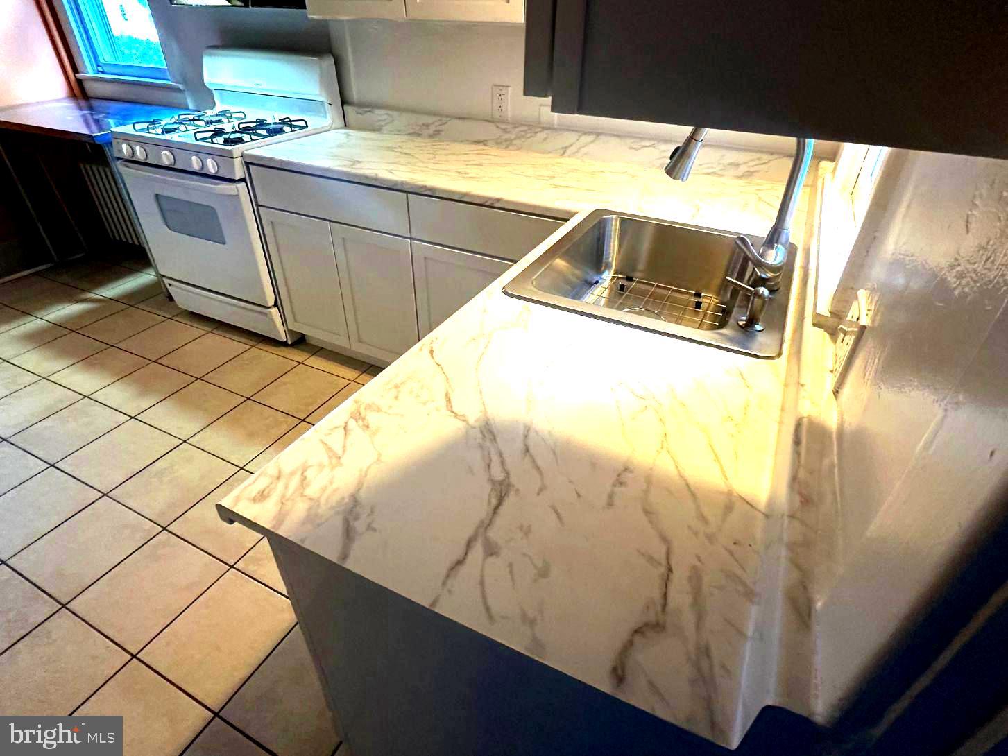 Real estate listing preview #37