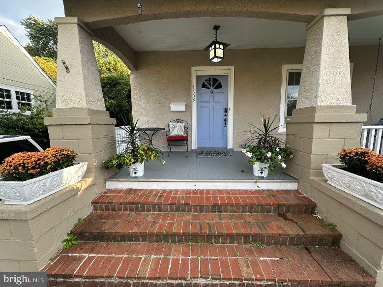 Real estate listing preview #2