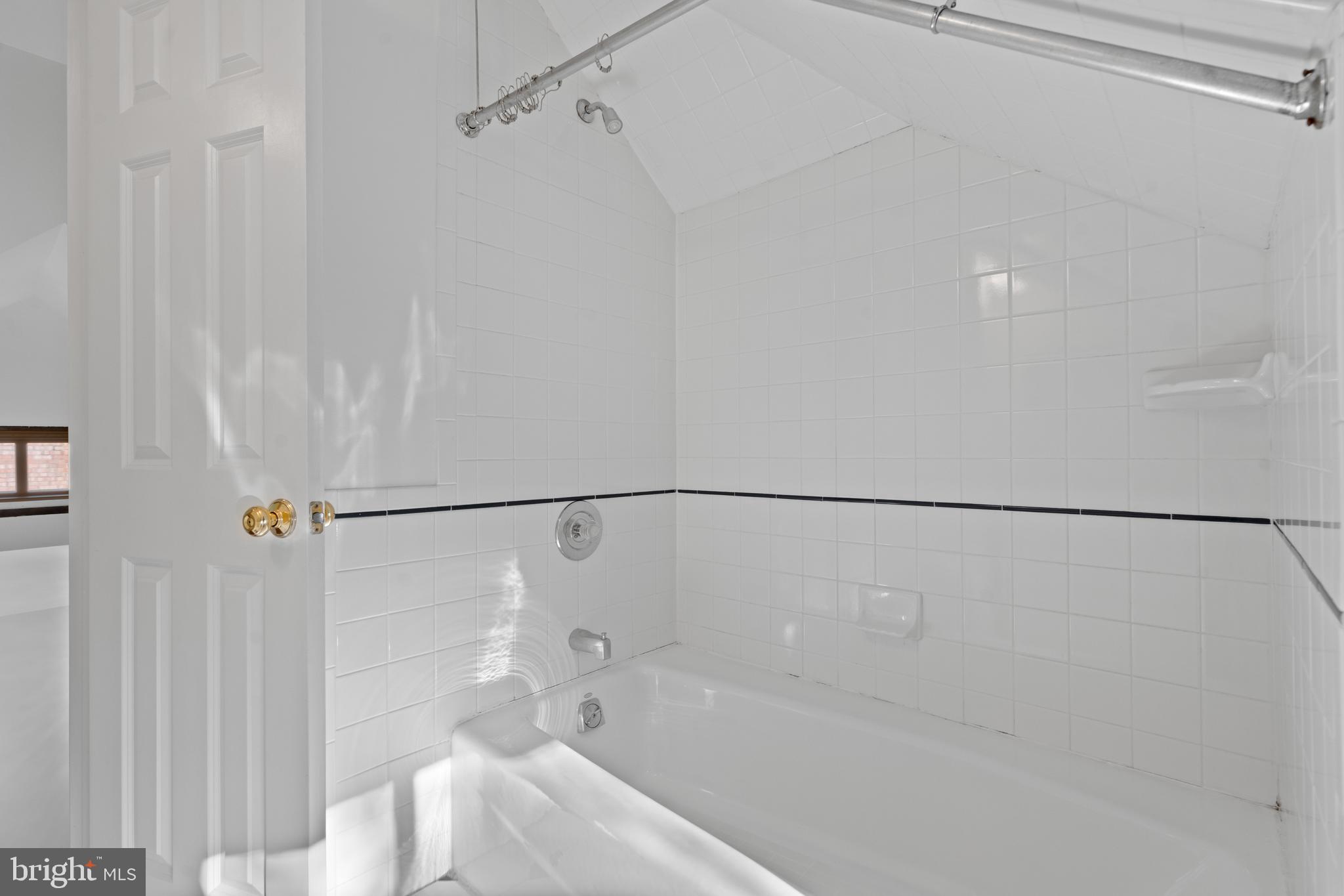 Real estate listing preview #26