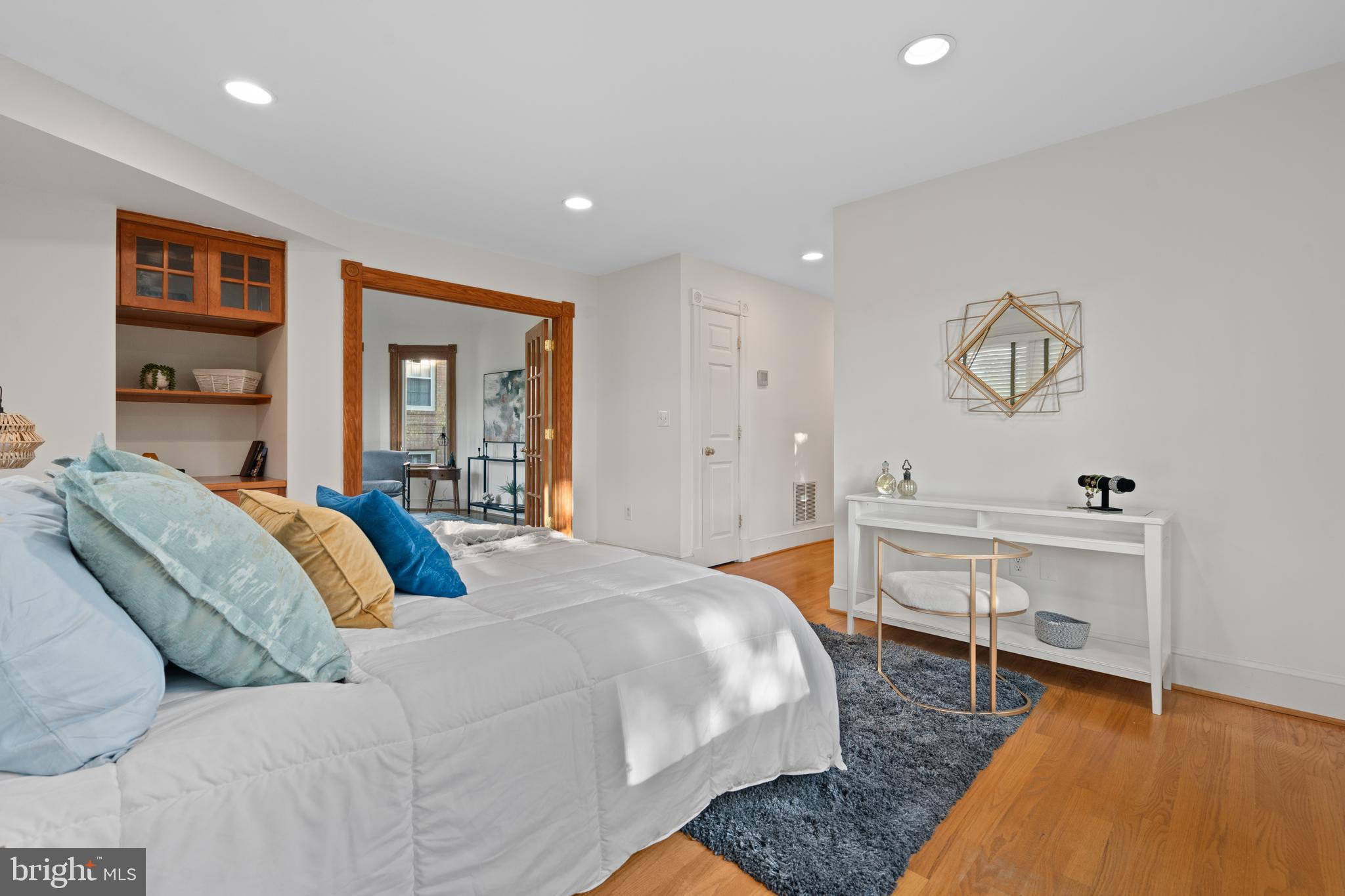 Real estate listing preview #34