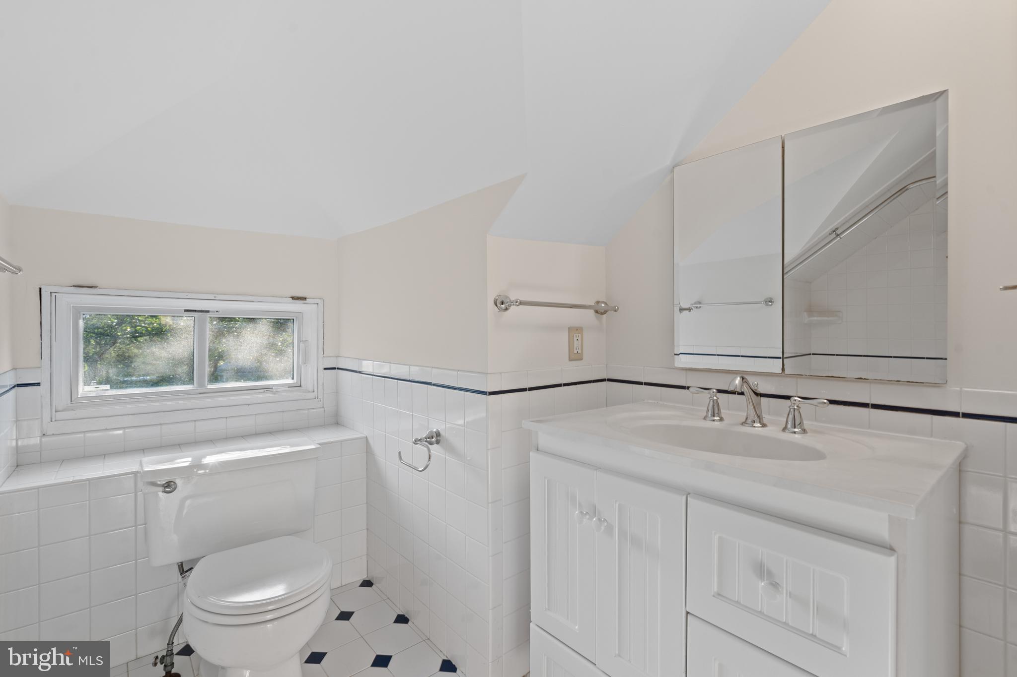 Real estate listing preview #25