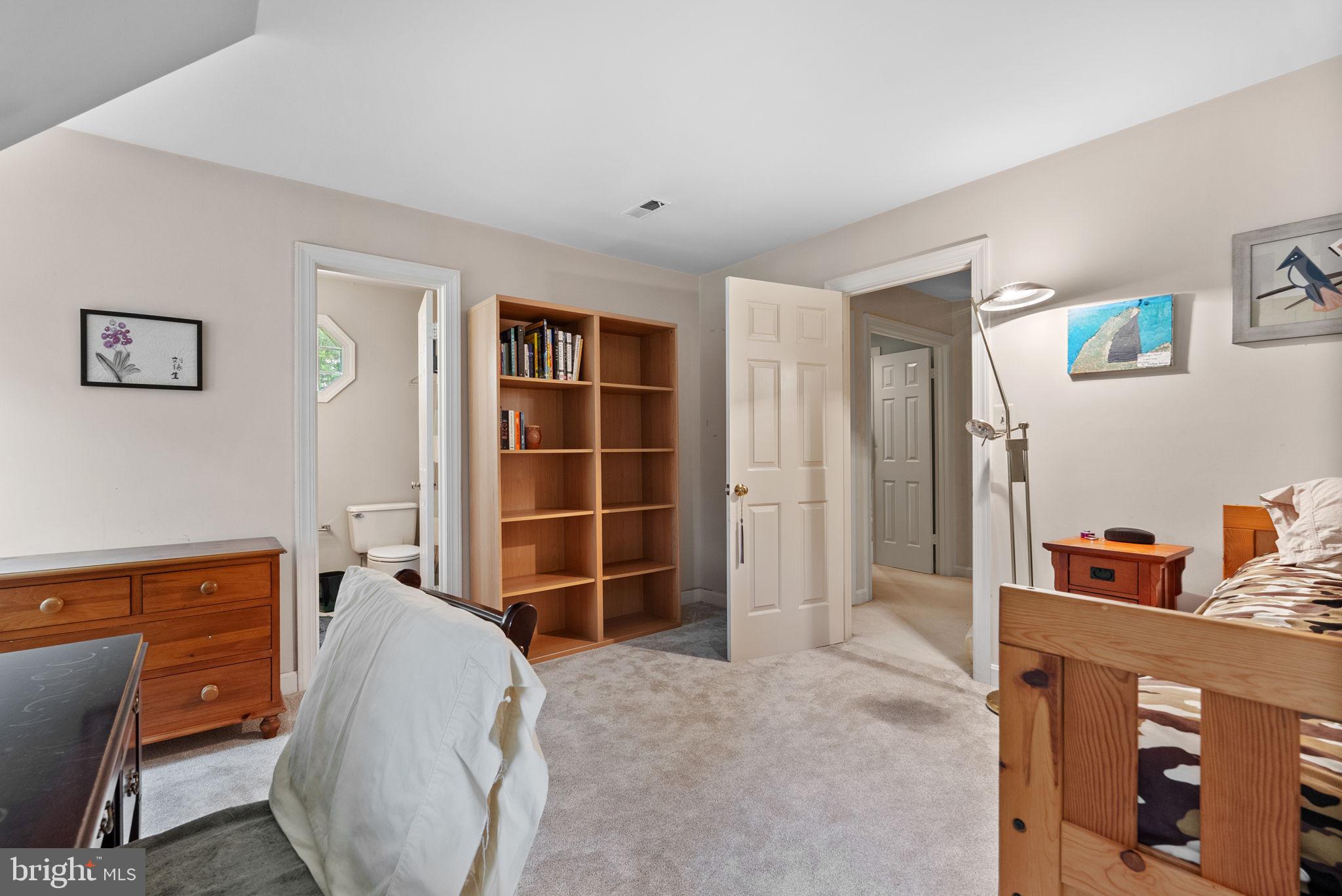 Real estate listing preview #28