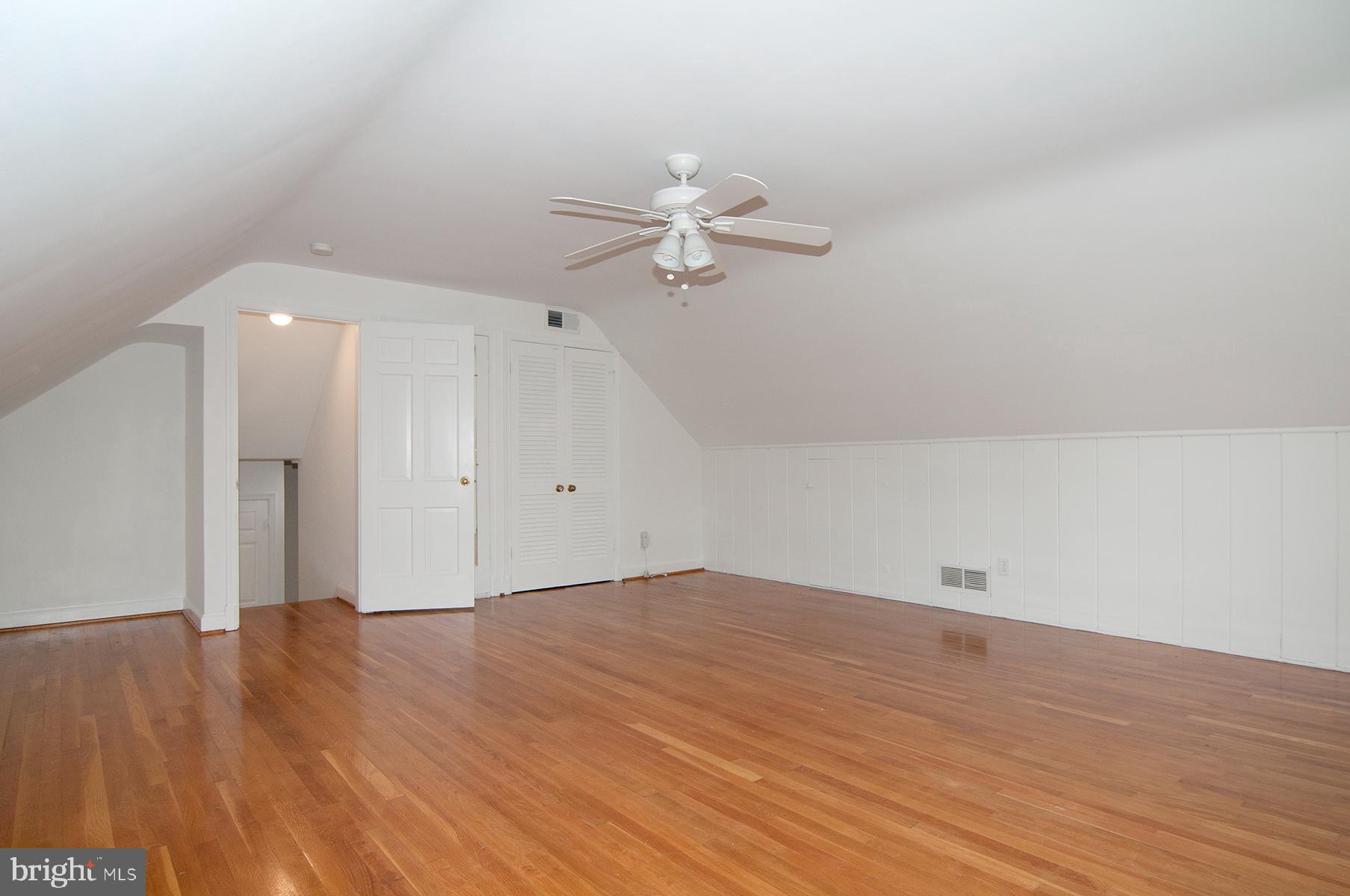 Real estate listing preview #28