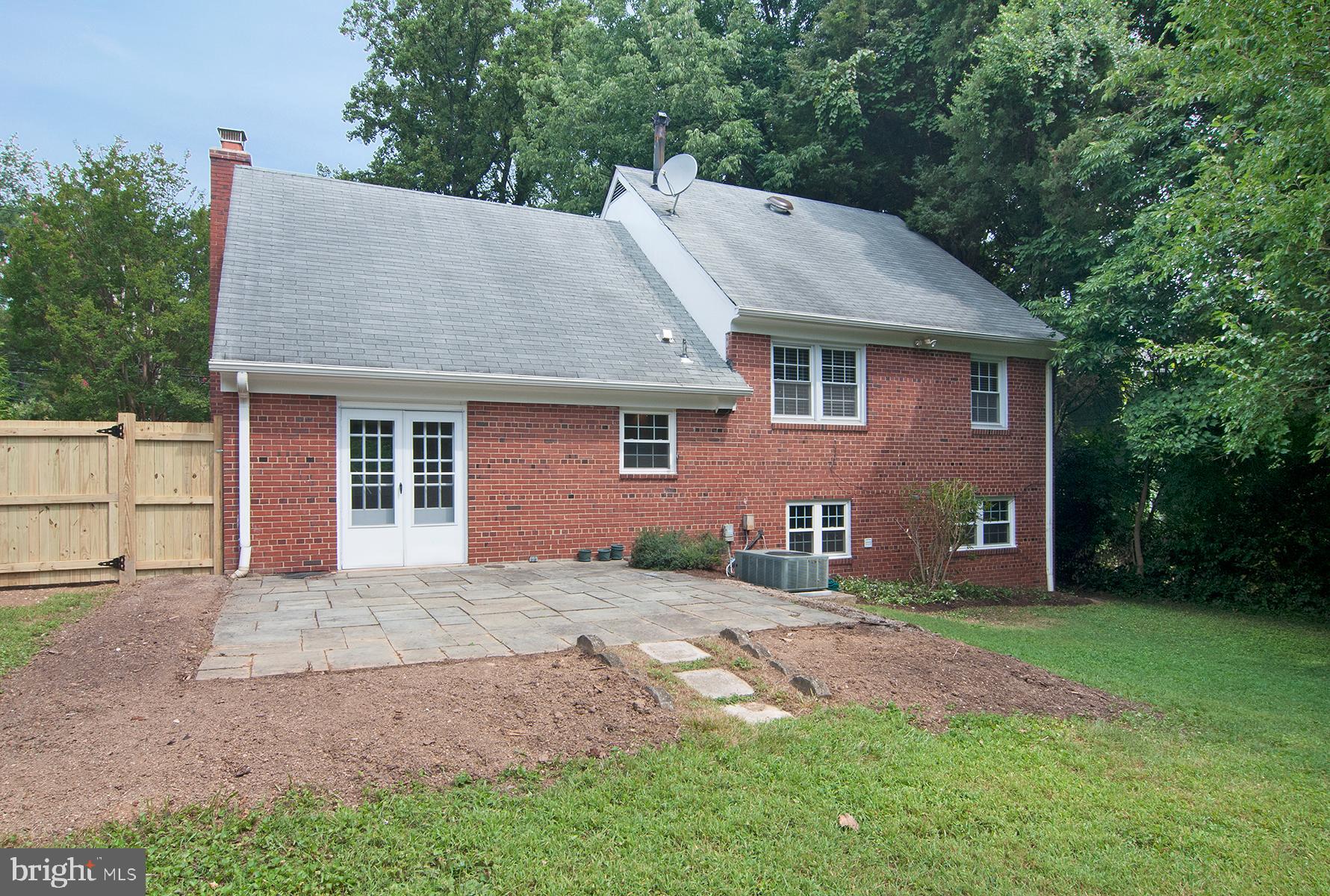 Real estate listing preview #7