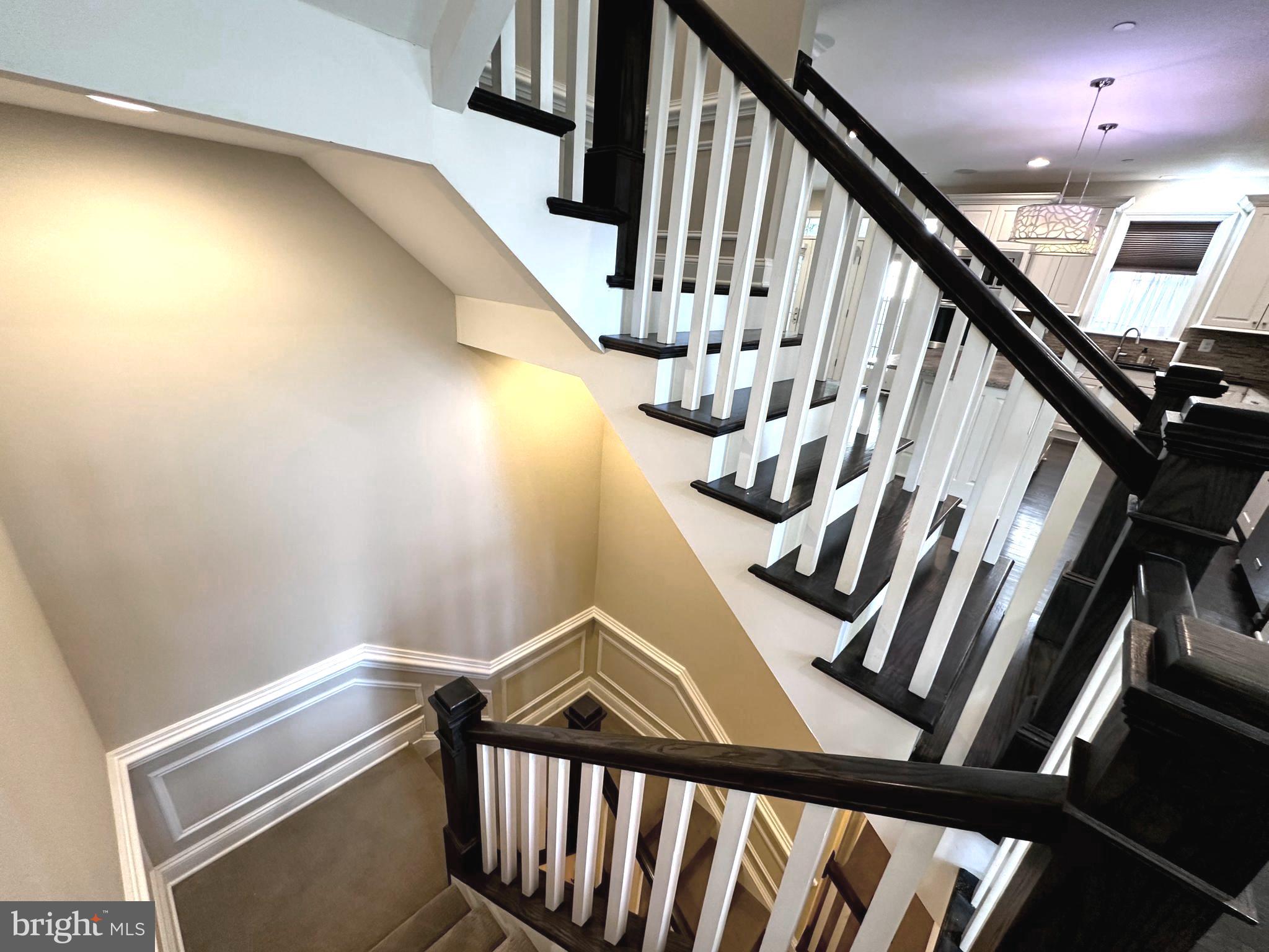 Real estate listing preview #56