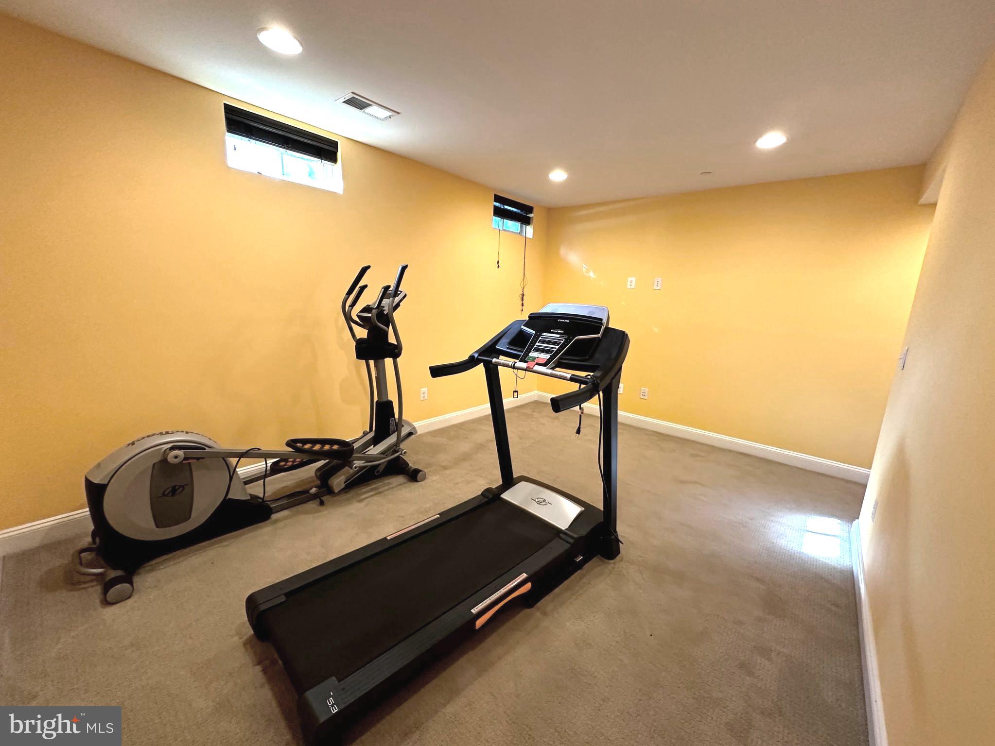 Real estate listing preview #58