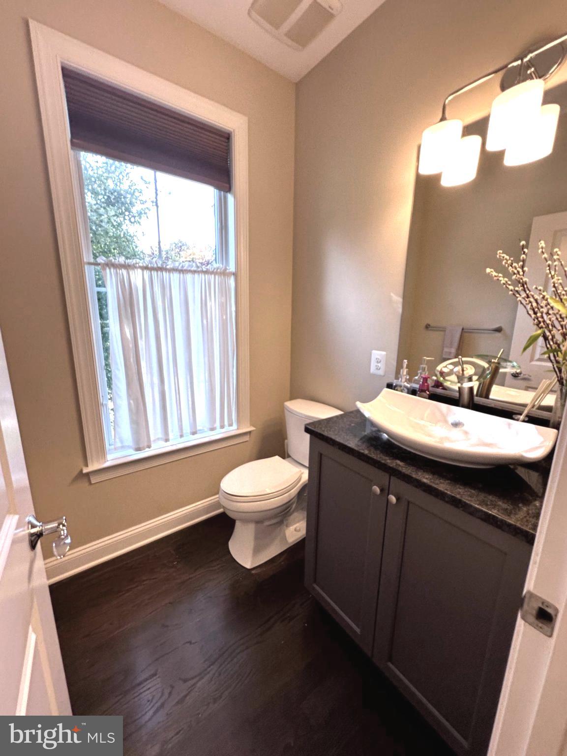 Real estate listing preview #20