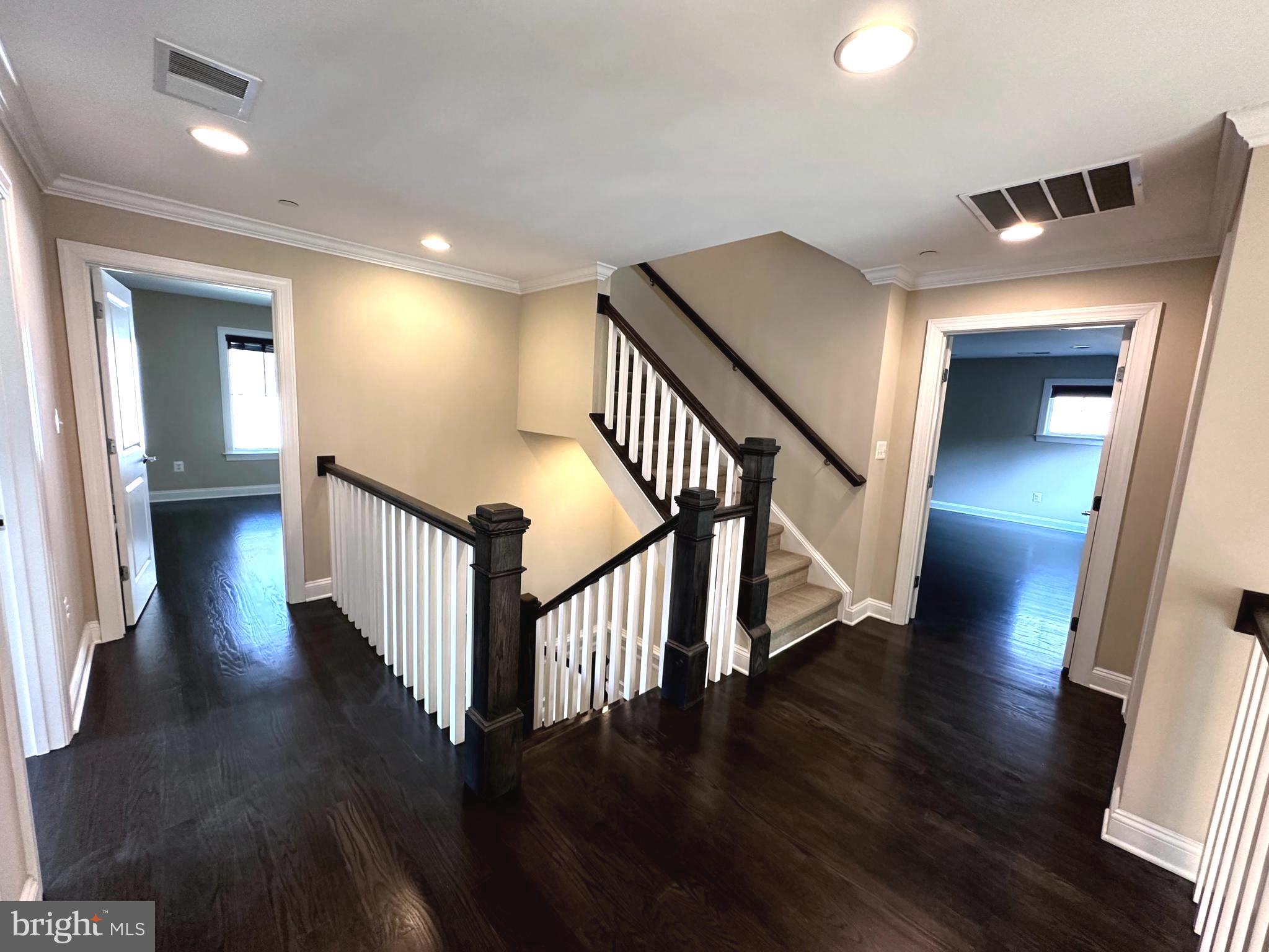 Real estate listing preview #23