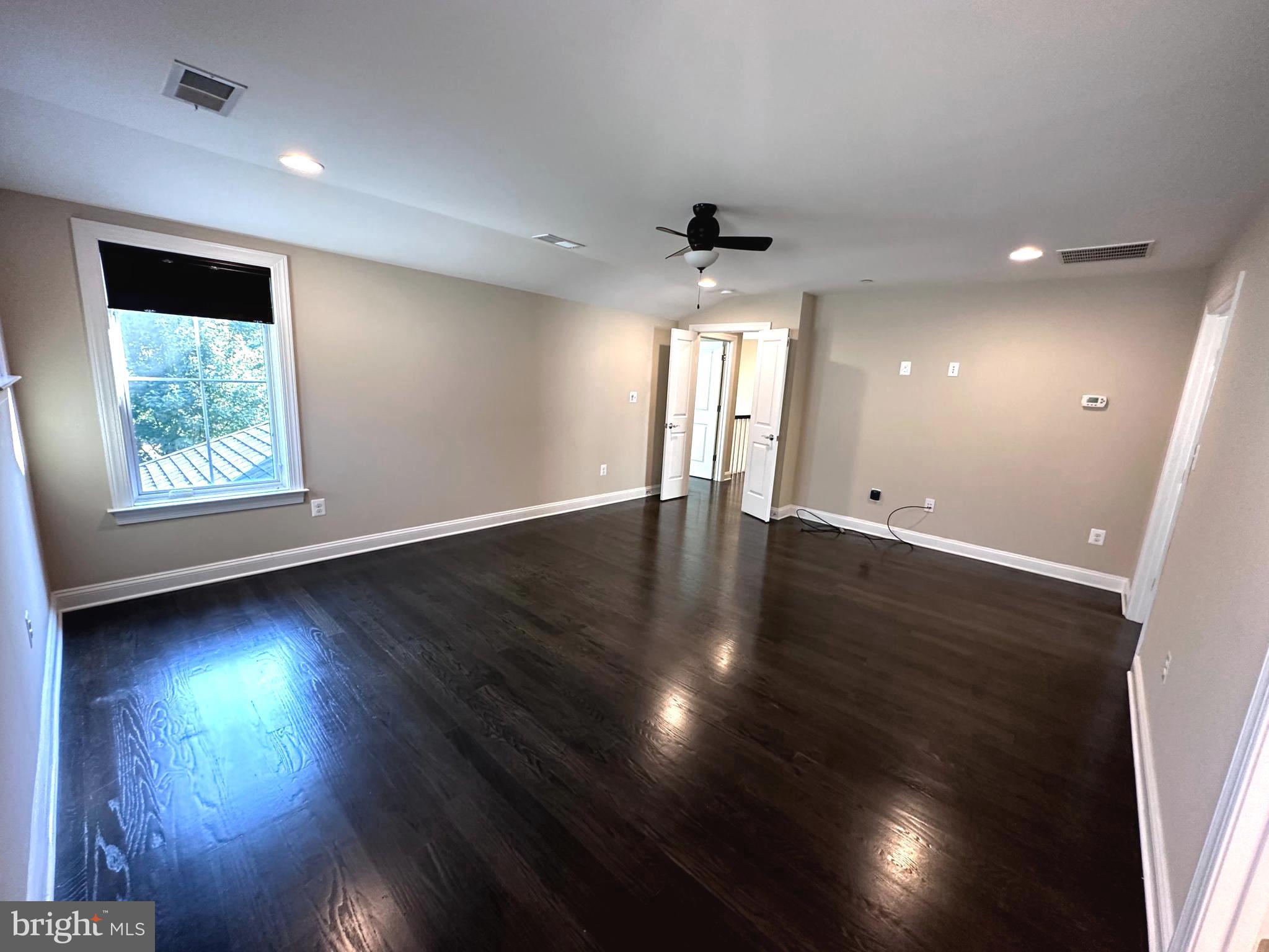 Real estate listing preview #26