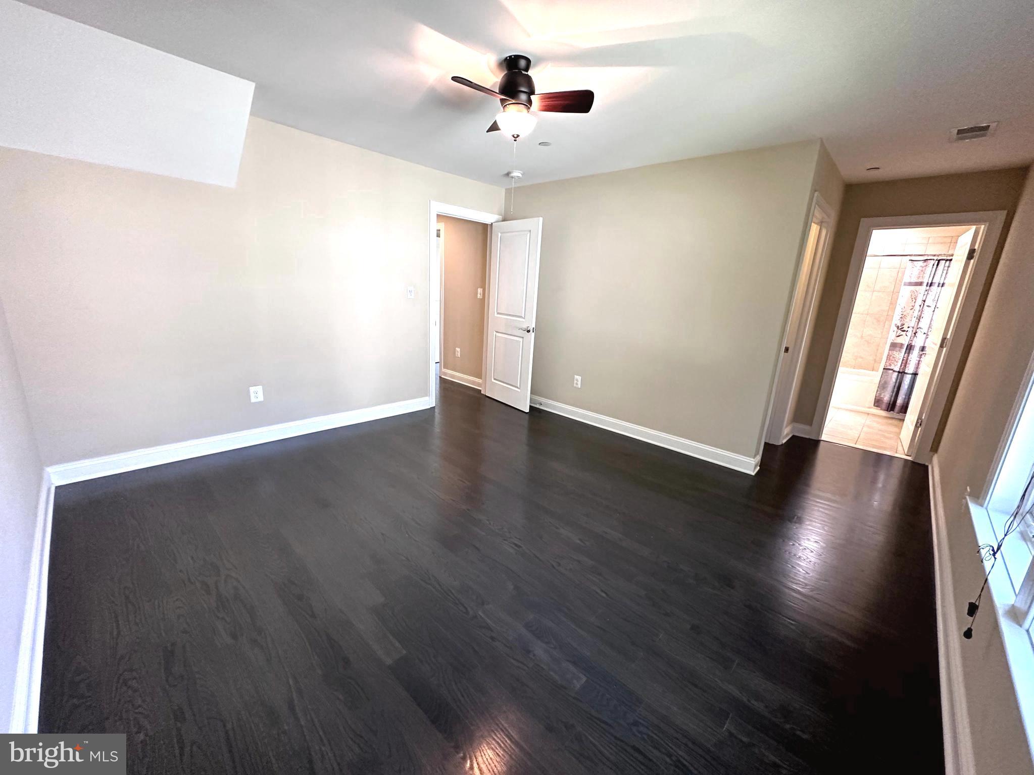 Real estate listing preview #48