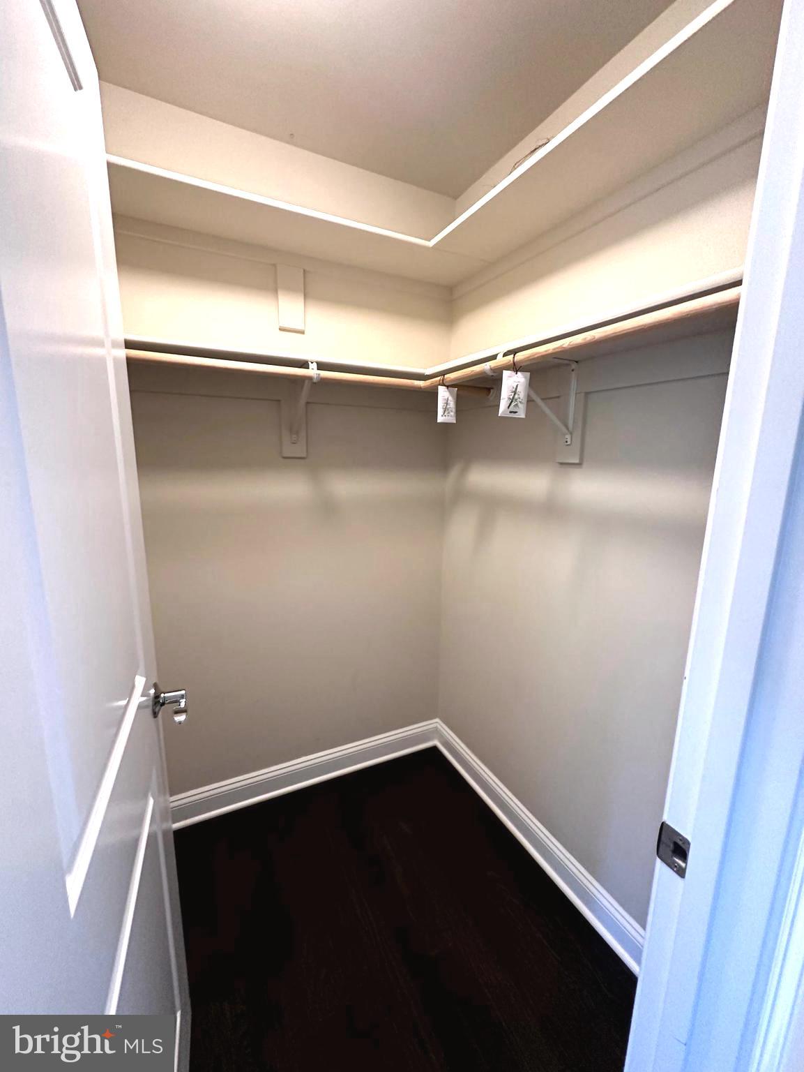 Real estate listing preview #38