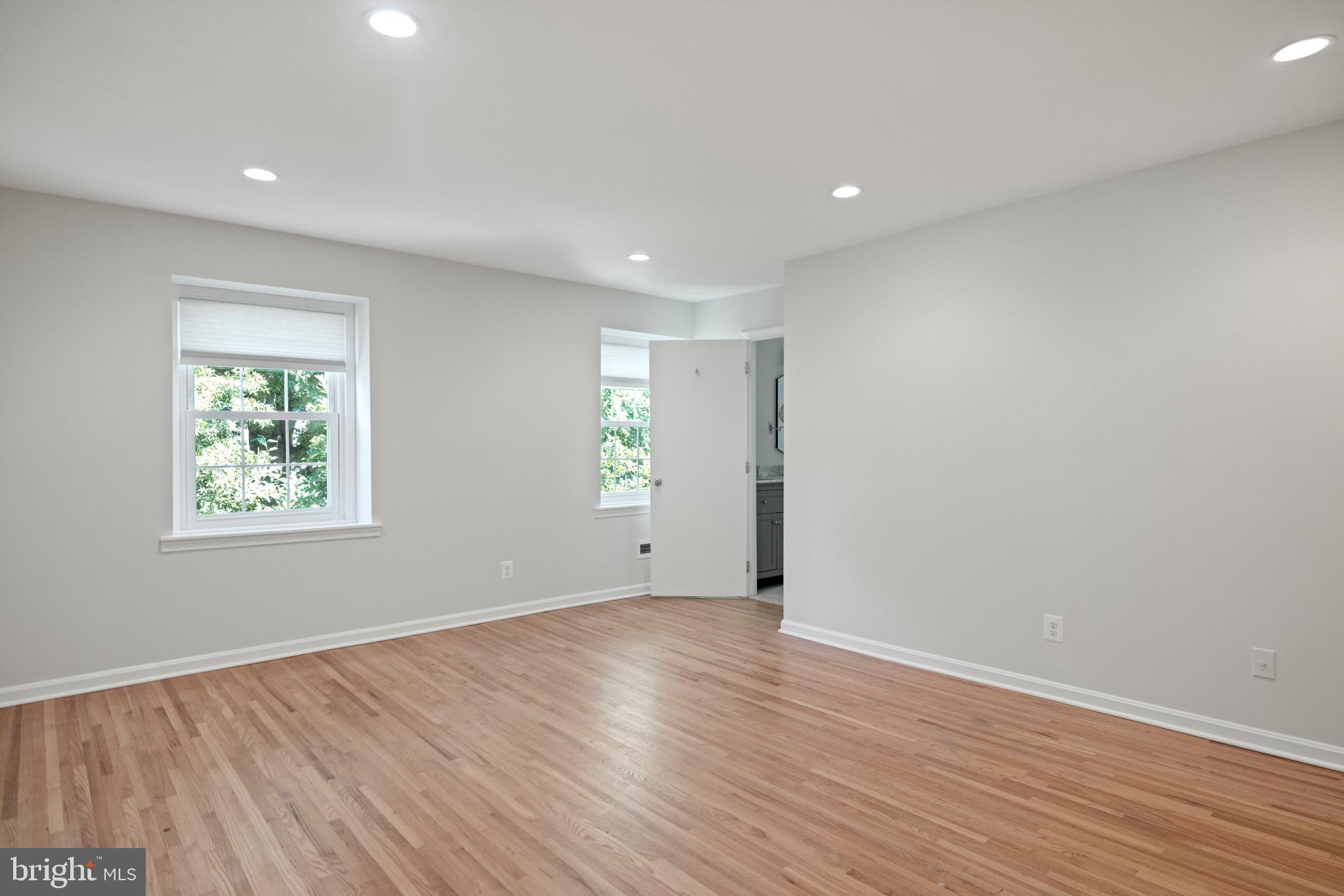 Real estate listing preview #23