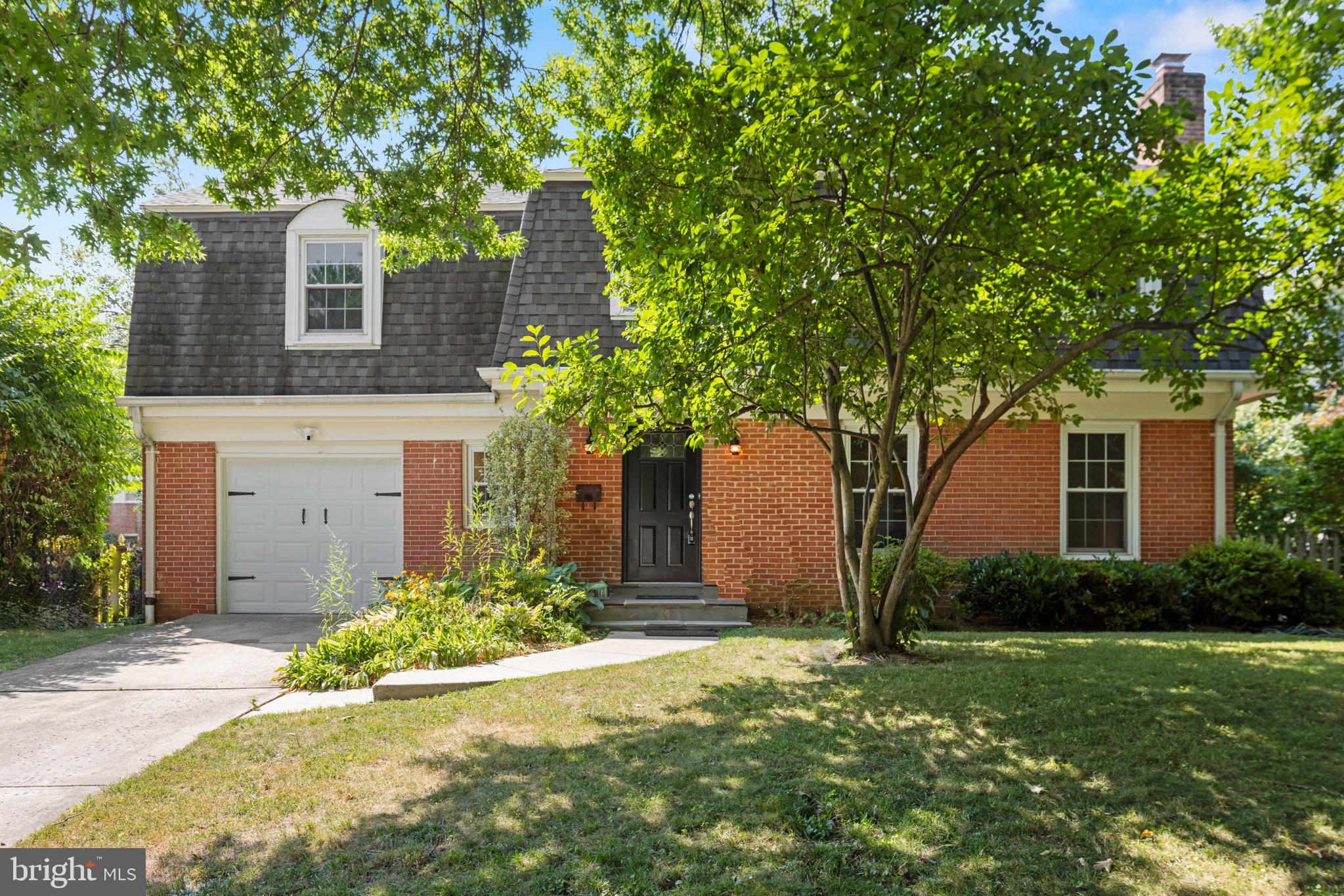 Real estate listing preview #3