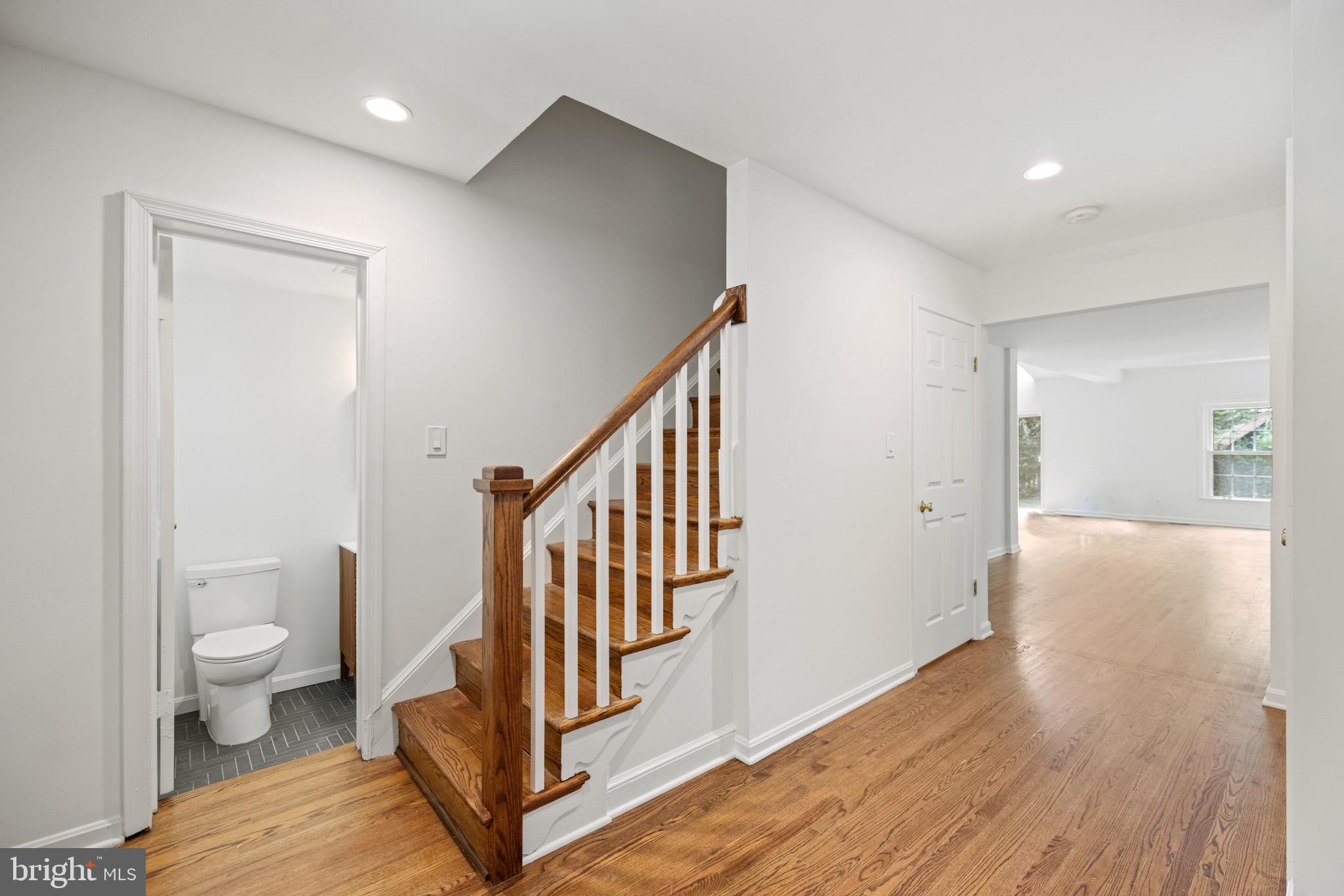 Real estate listing preview #4