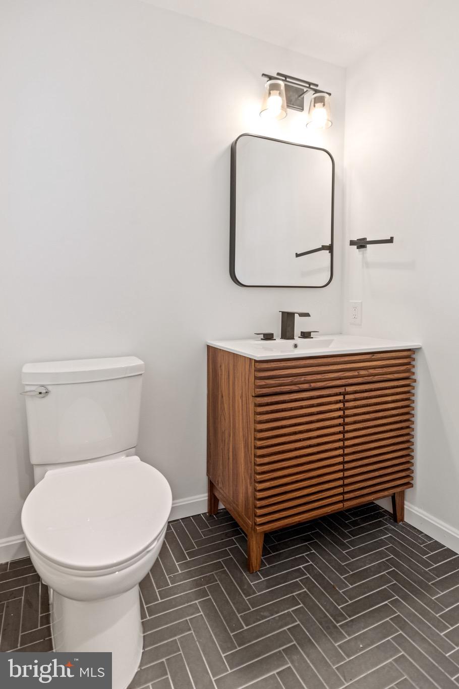 Real estate listing preview #6