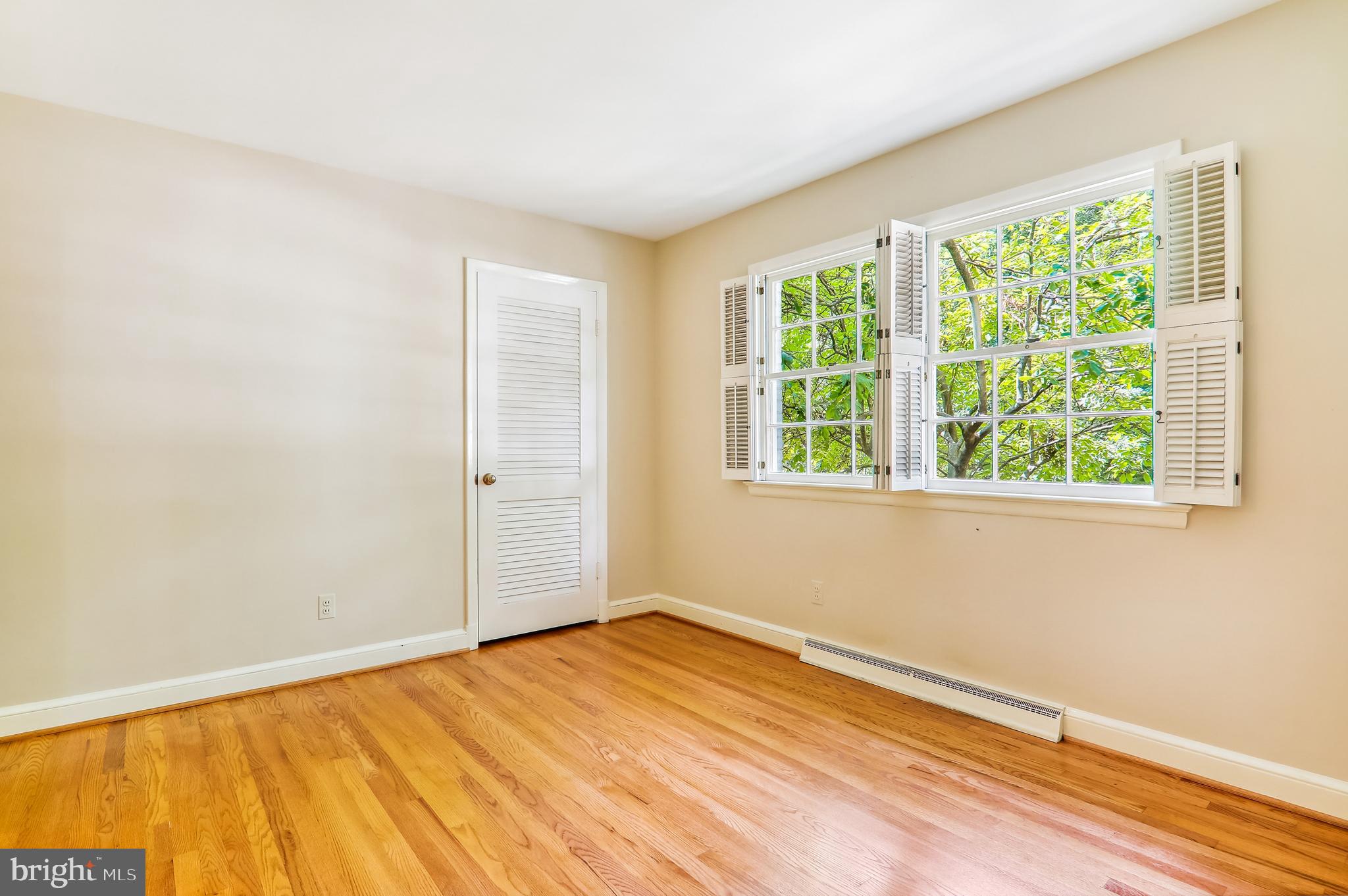 Real estate listing preview #52