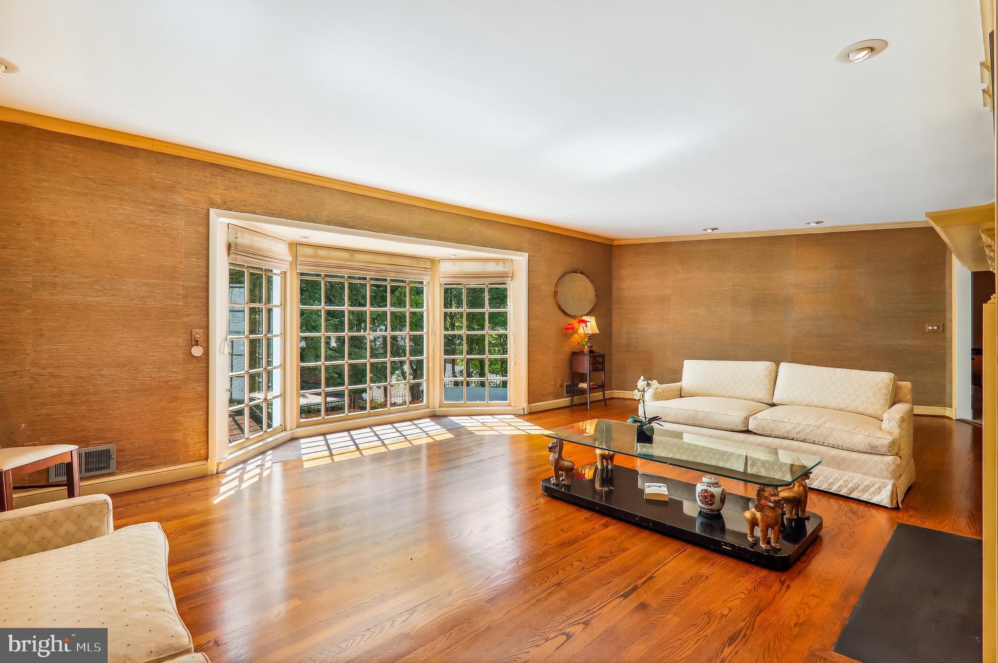 Real estate listing preview #10