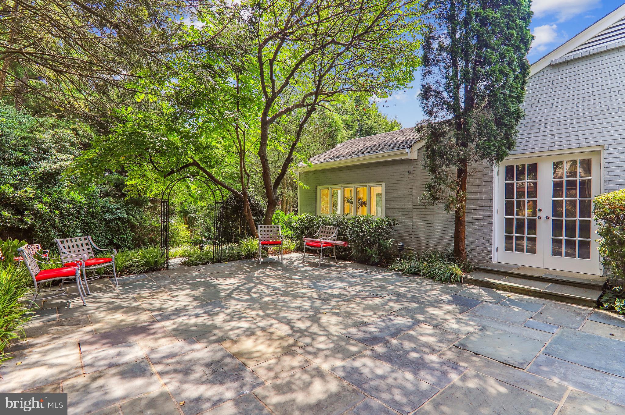 Real estate listing preview #20