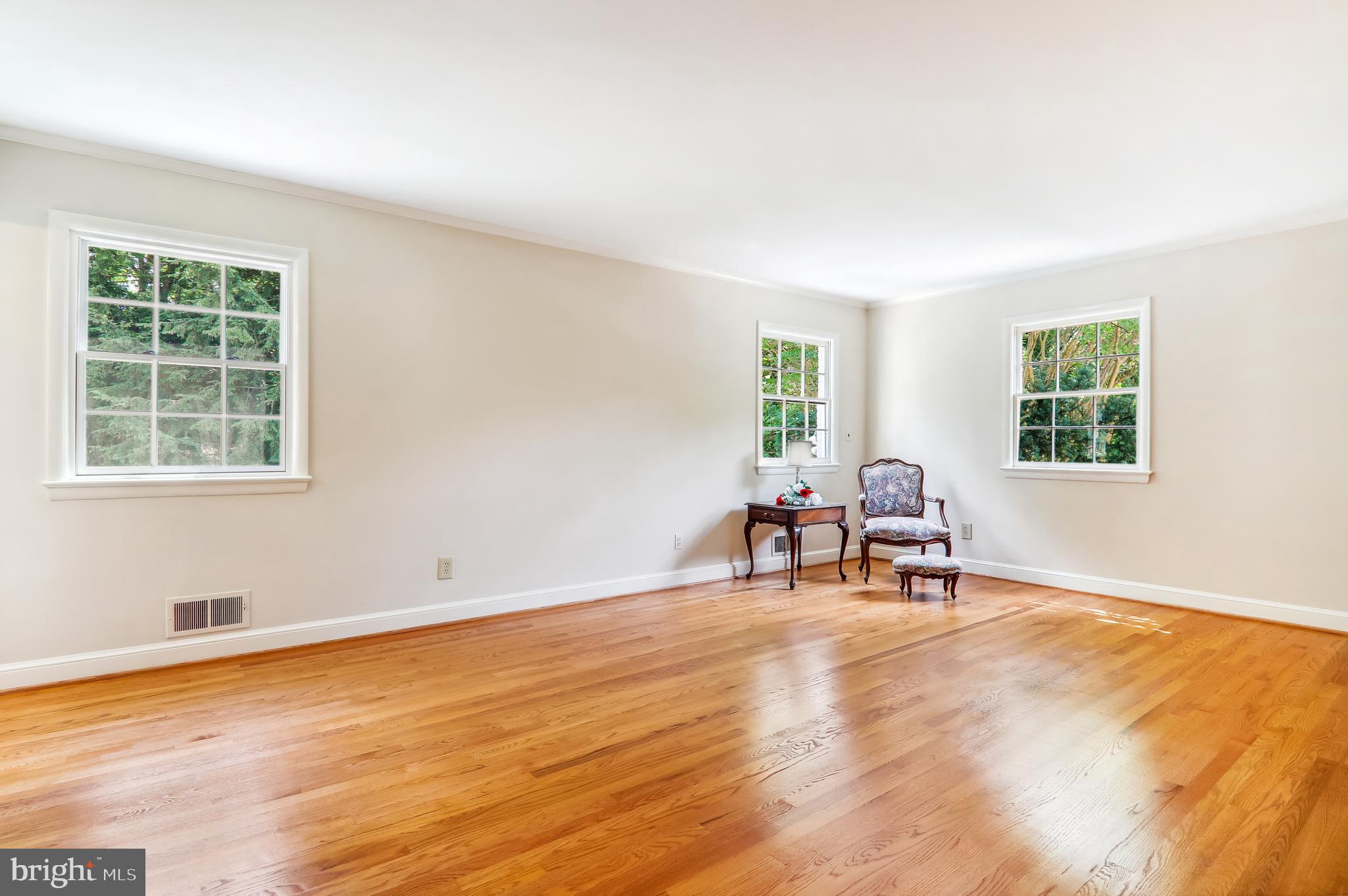 Real estate listing preview #42