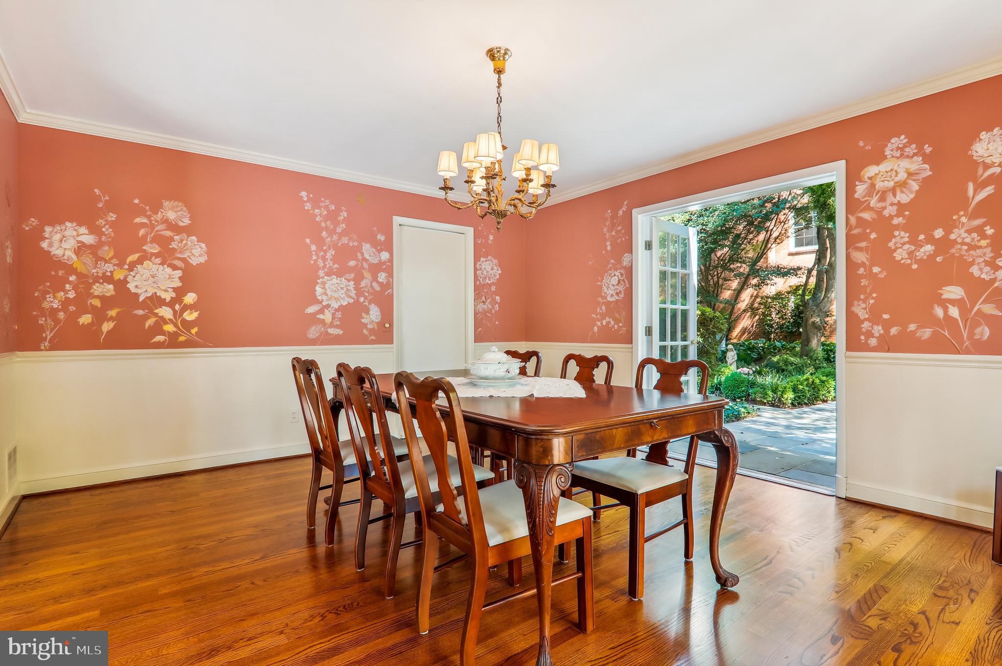 Real estate listing preview #17