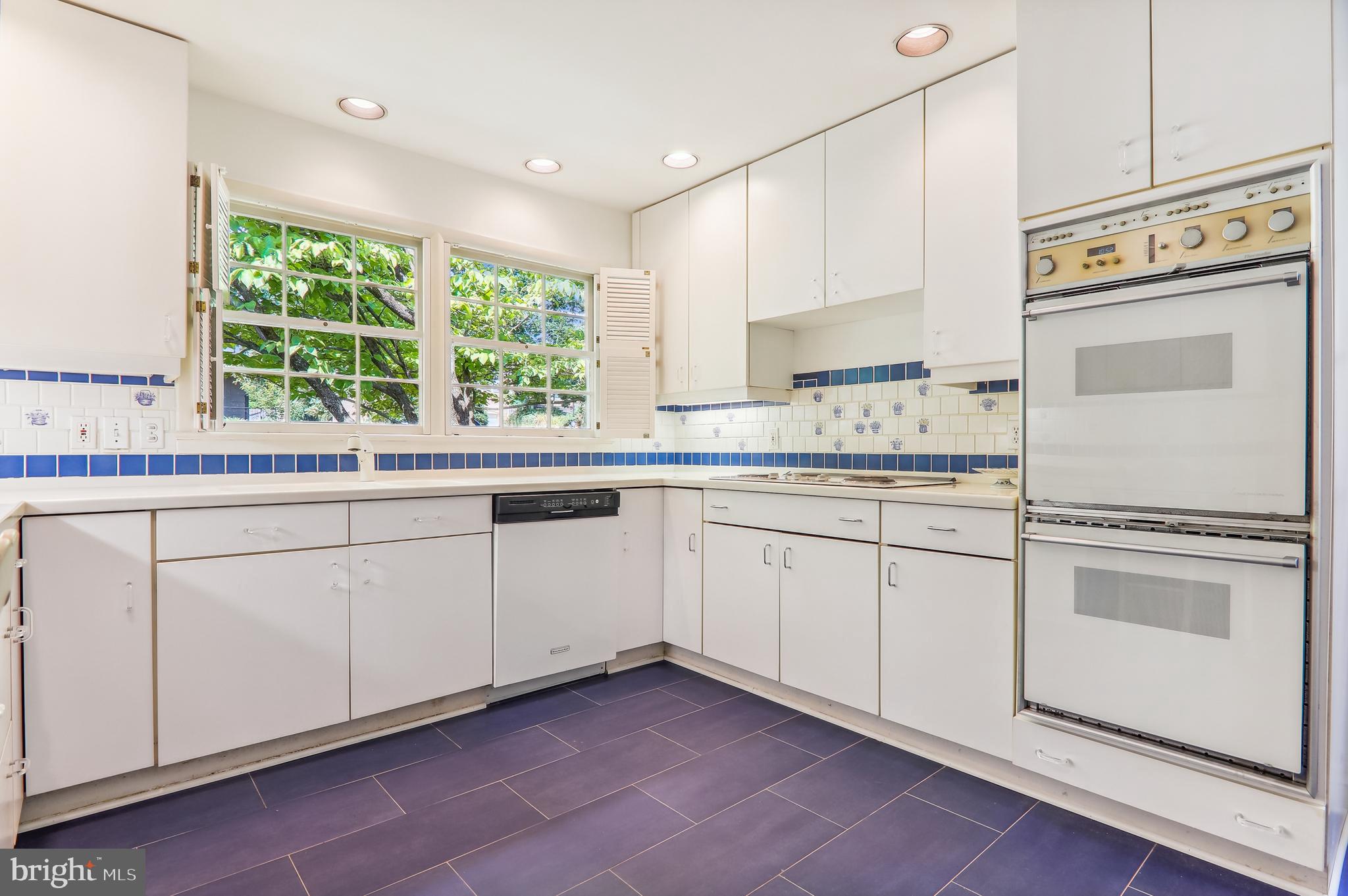 Real estate listing preview #36