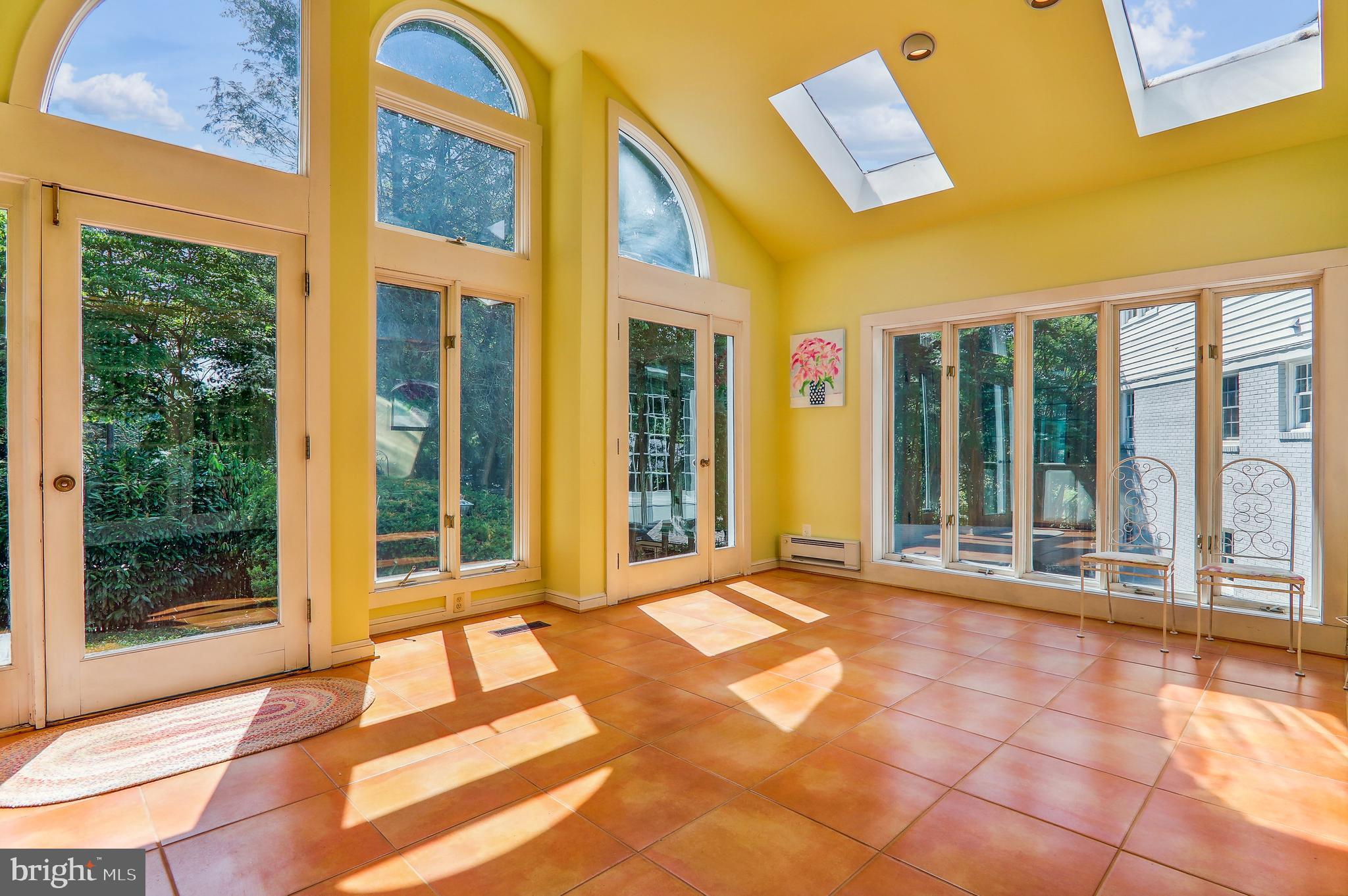 Real estate listing preview #25