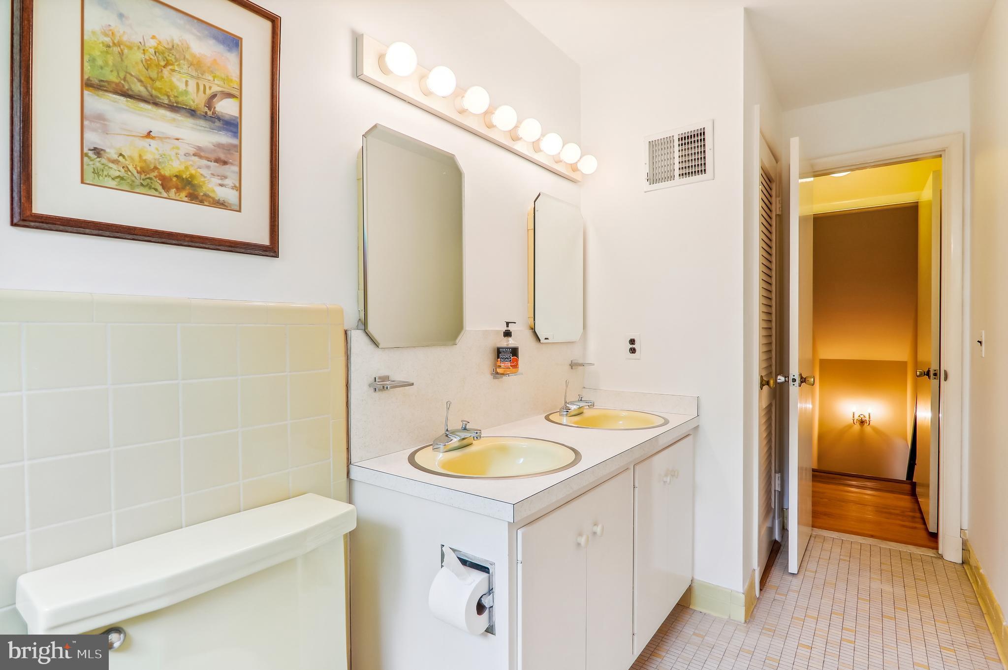 Real estate listing preview #56