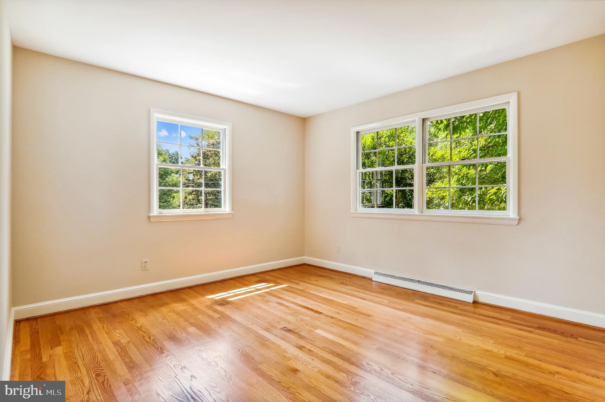 Real estate listing preview #53