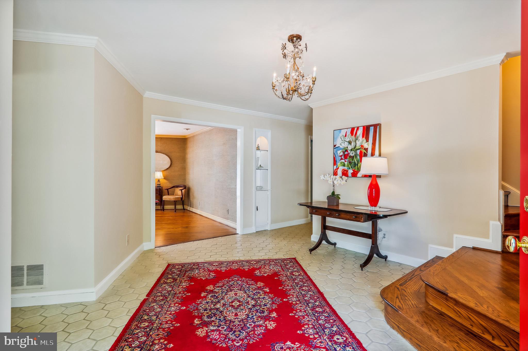 Real estate listing preview #7