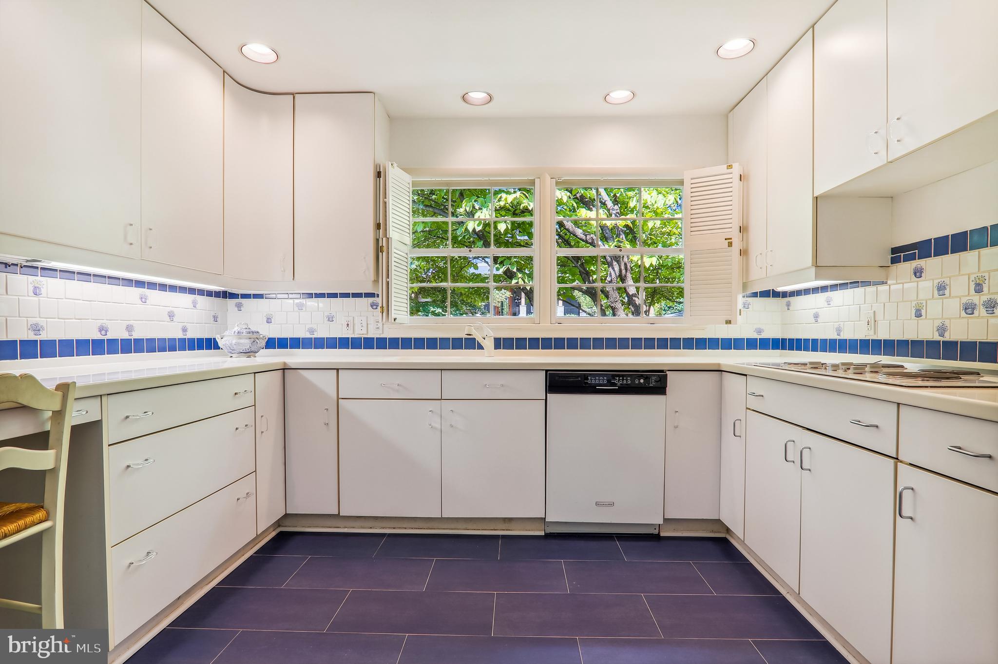 Real estate listing preview #37