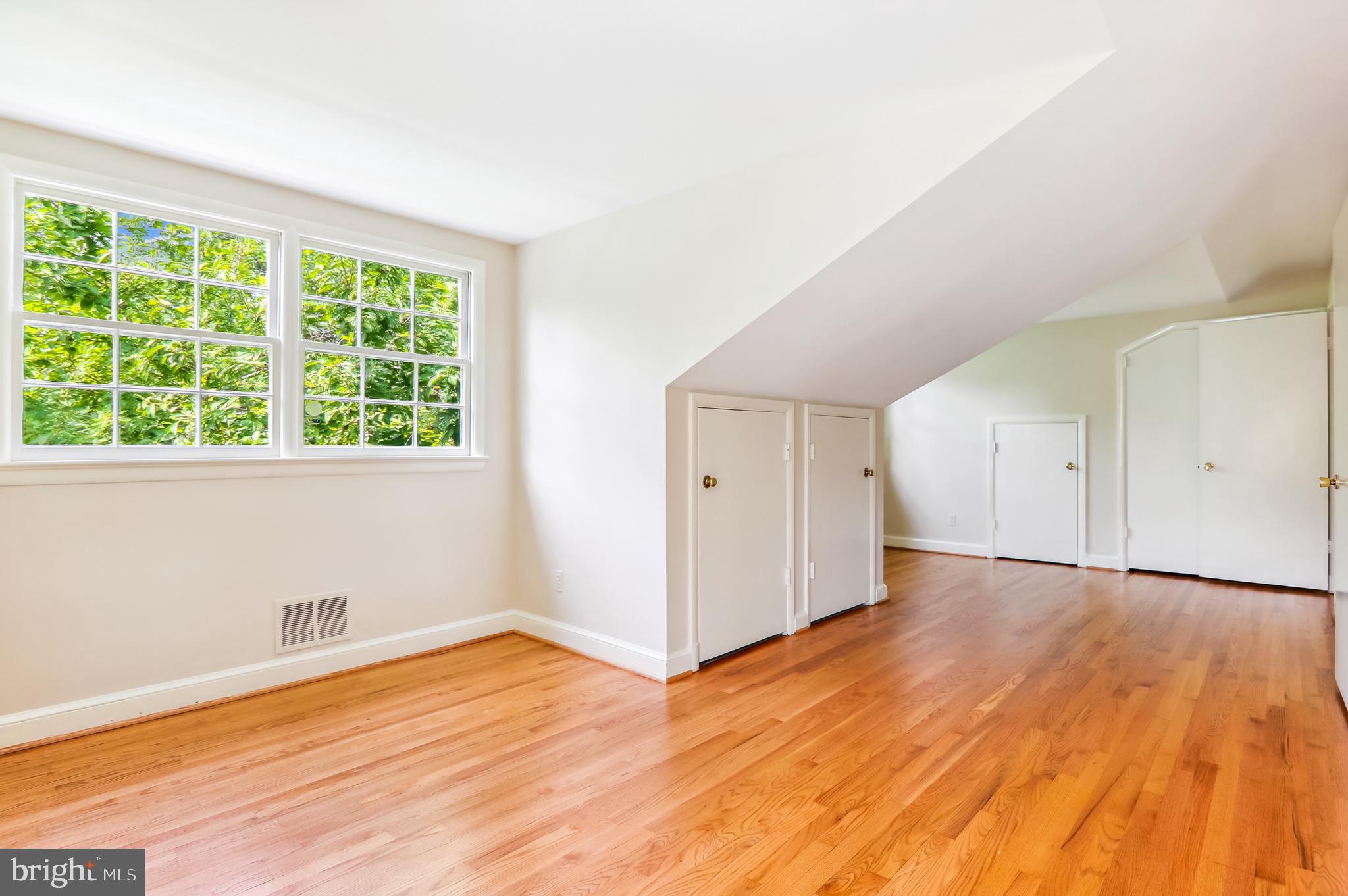 Real estate listing preview #60