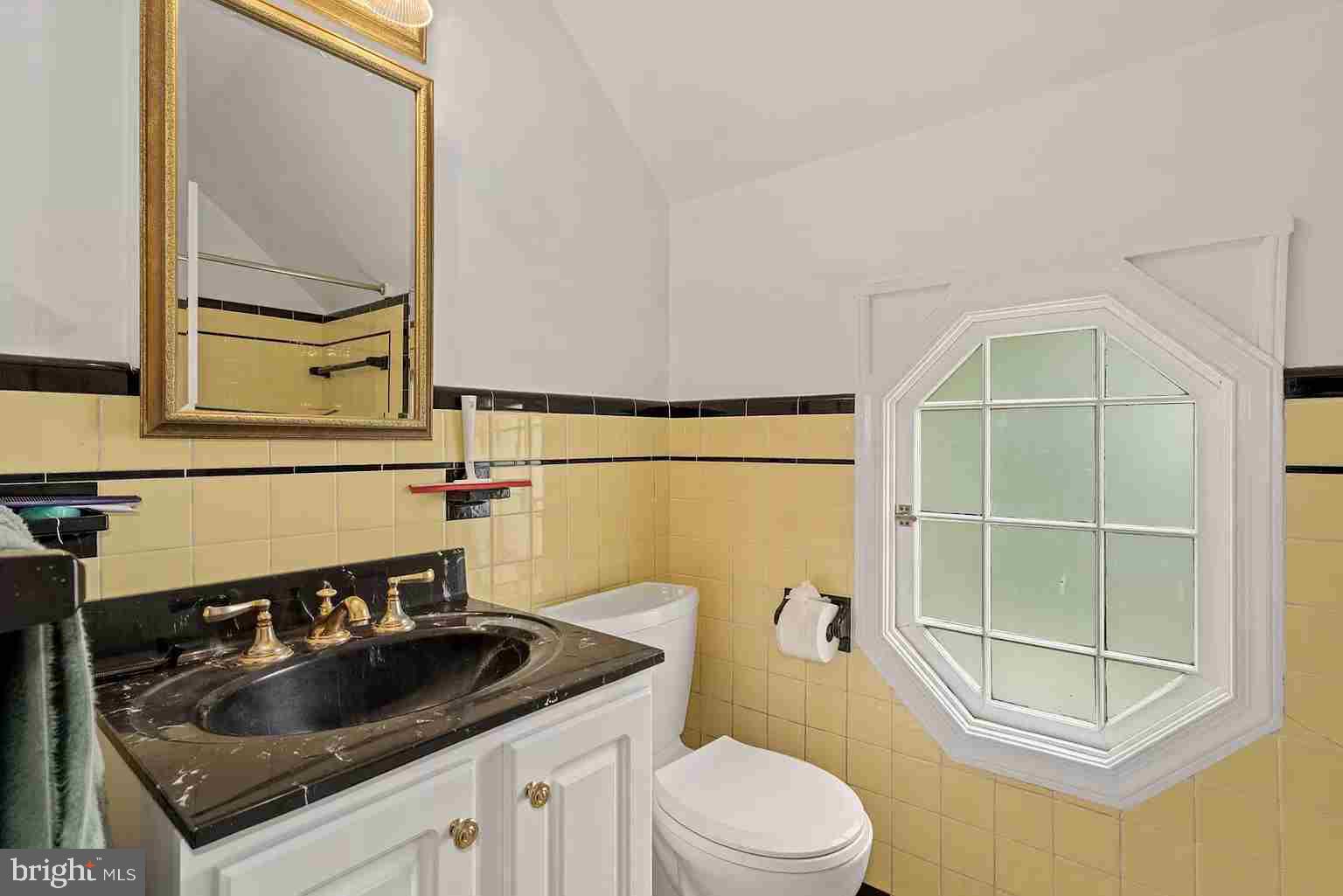 Real estate listing preview #25