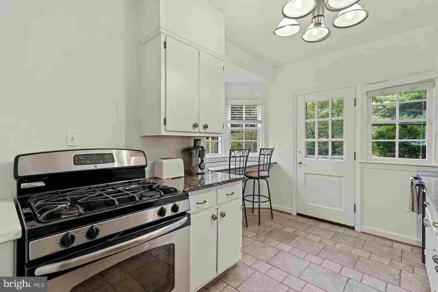 Real estate listing preview #28