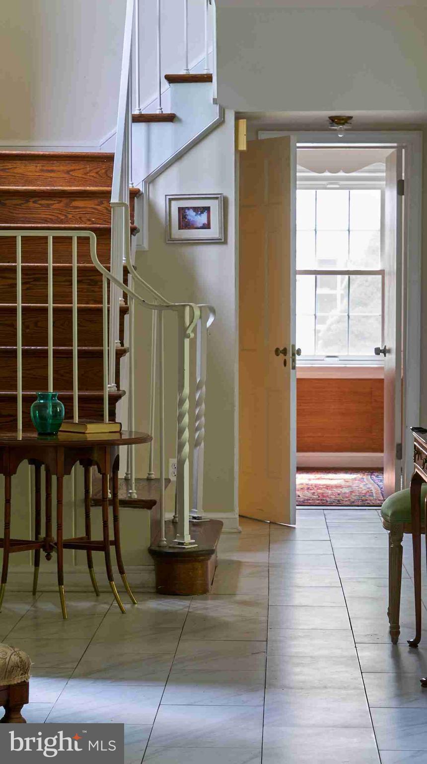 Real estate listing preview #10