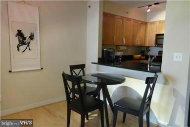 Real estate listing preview #8