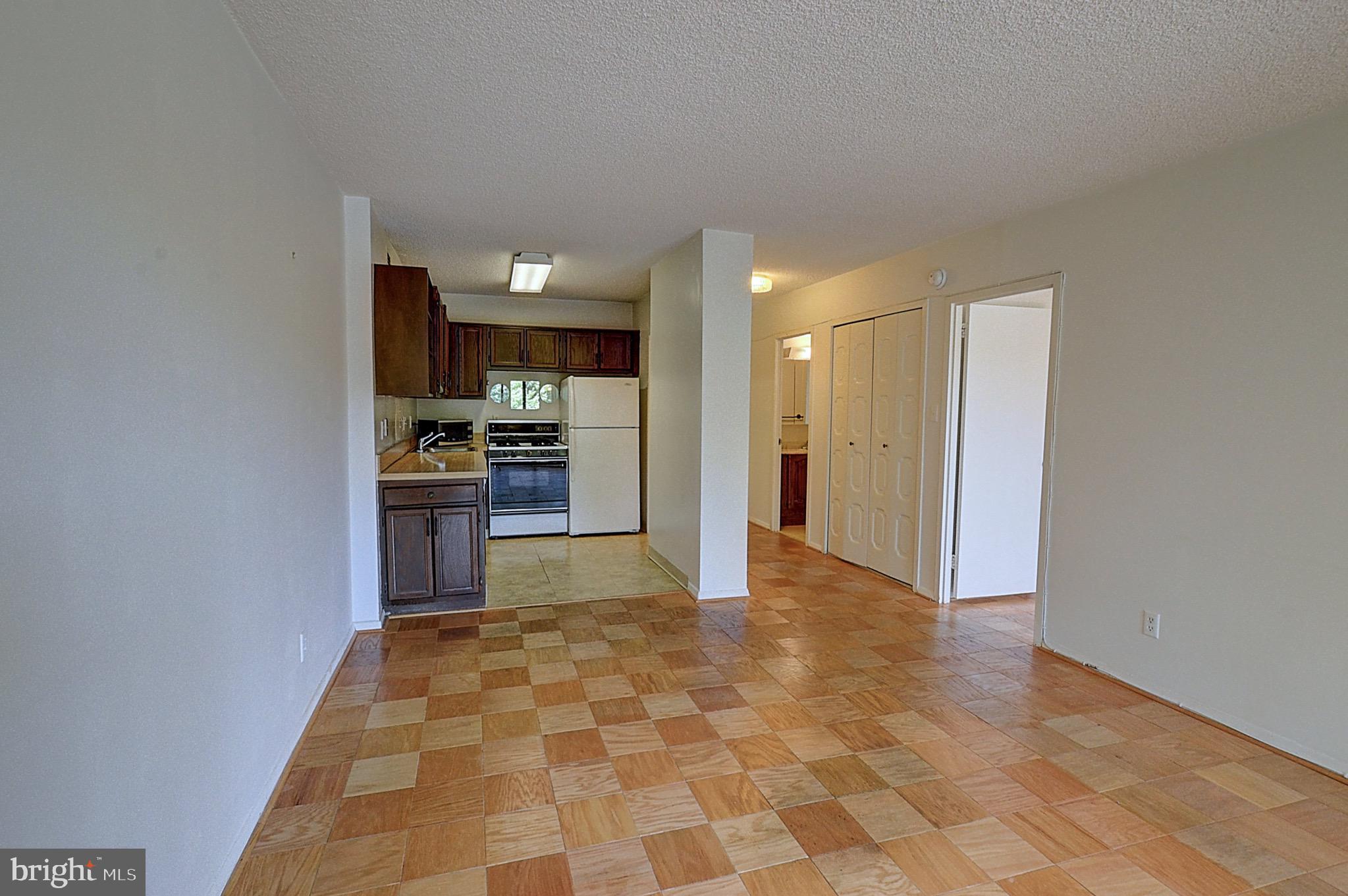 Real estate listing preview #5