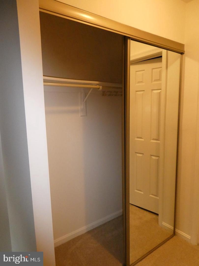 Real estate listing preview #24