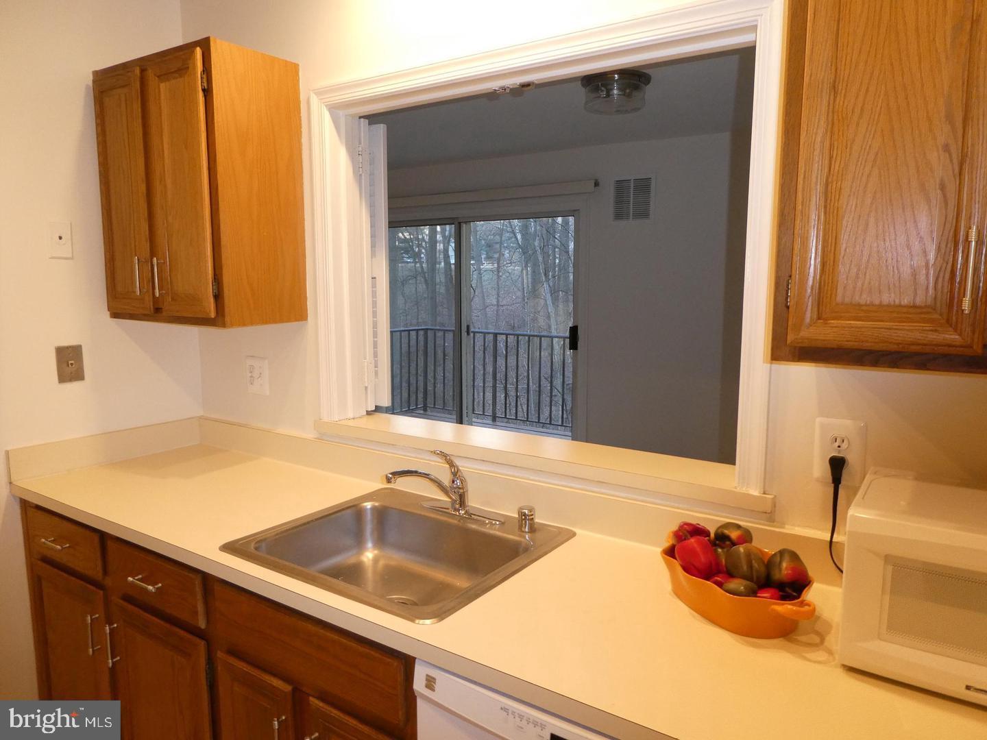 Real estate listing preview #14