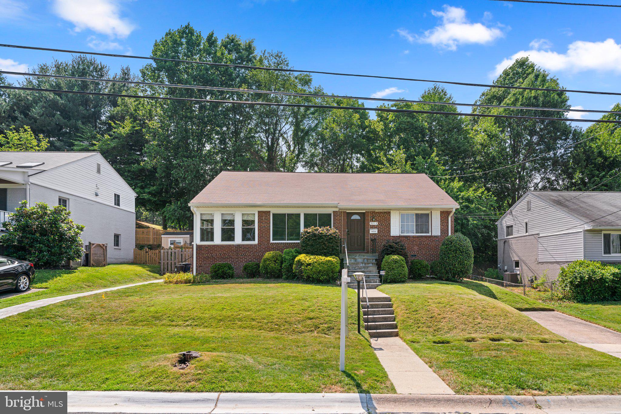 Real estate listing preview #2