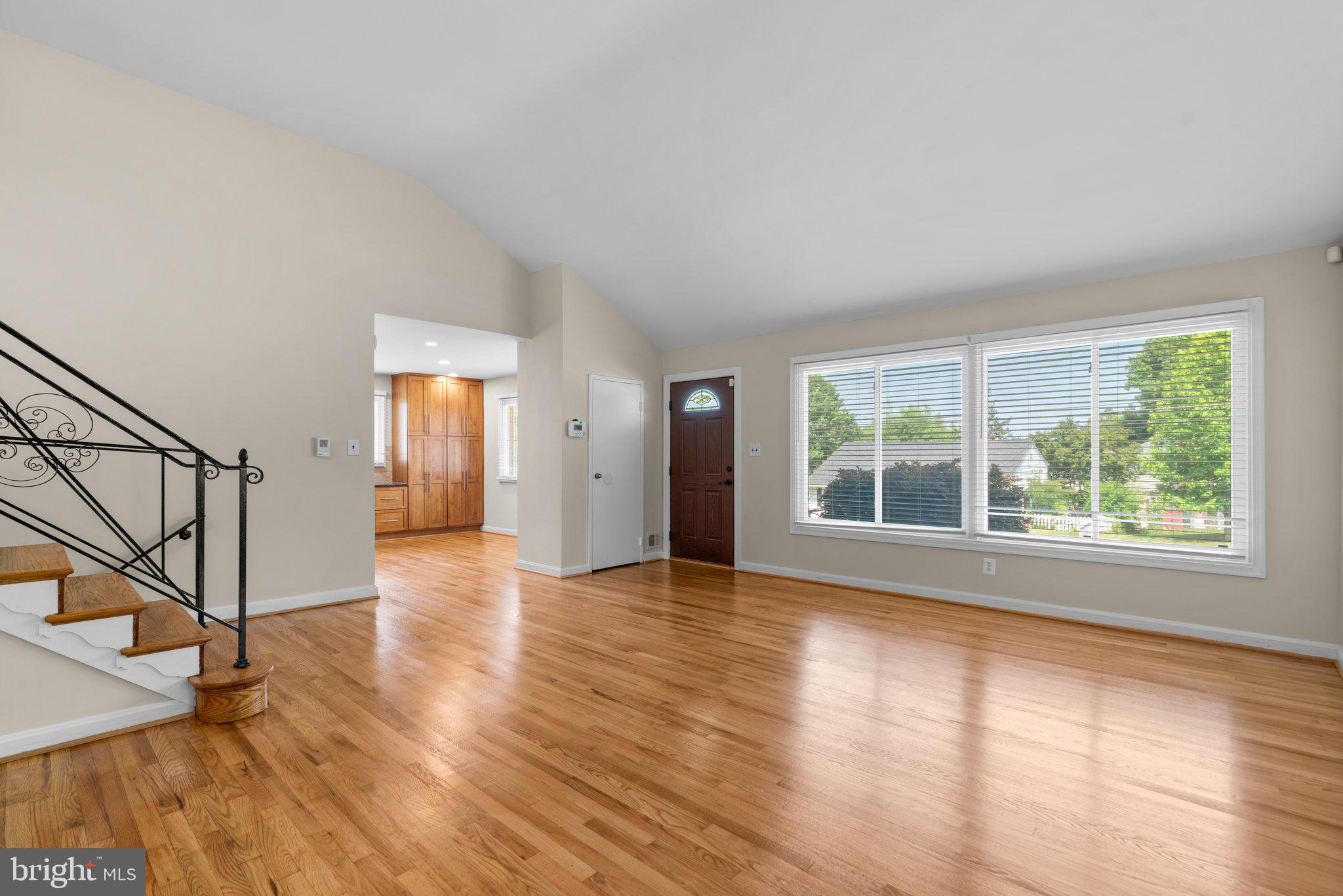 Real estate listing preview #7