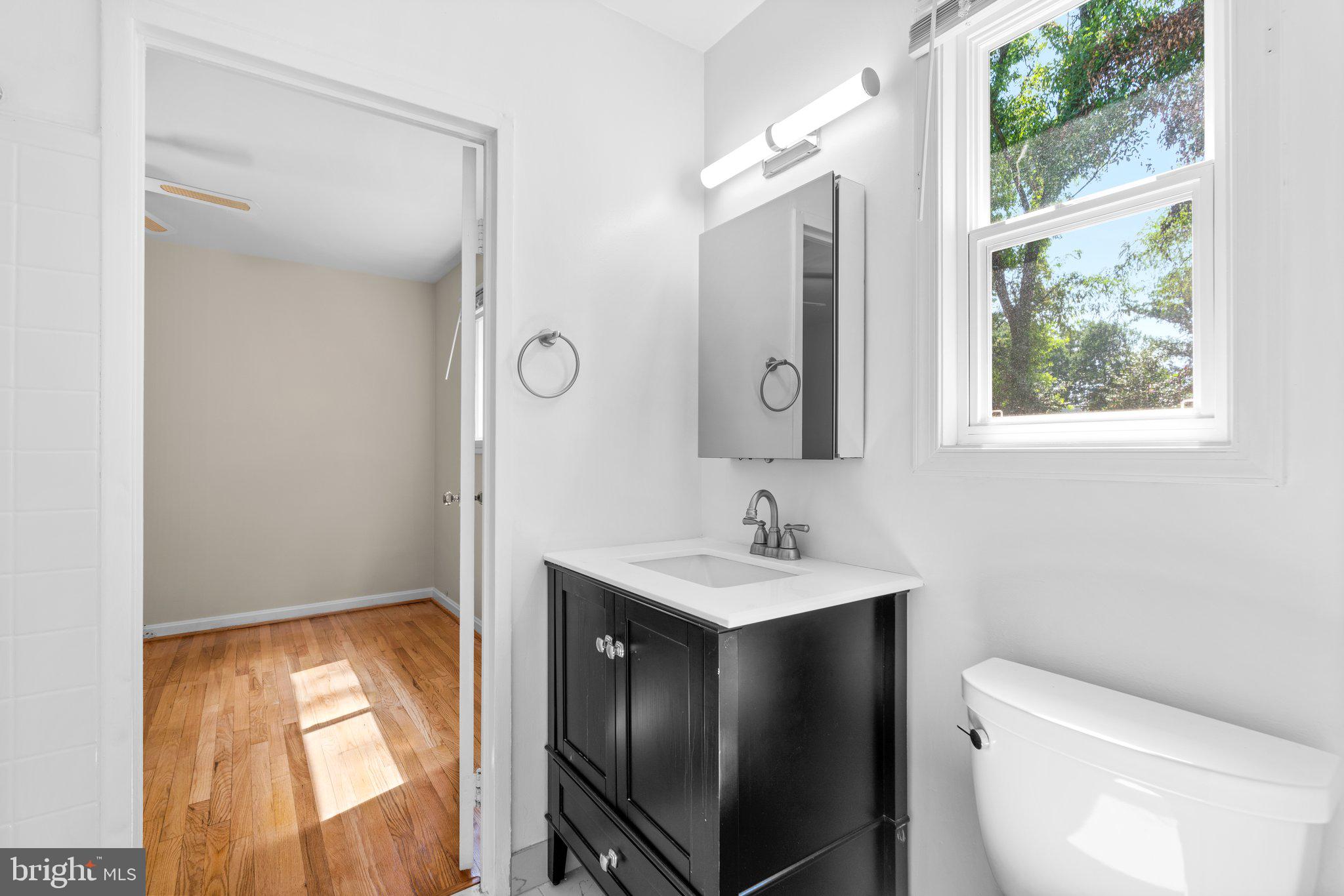 Real estate listing preview #15