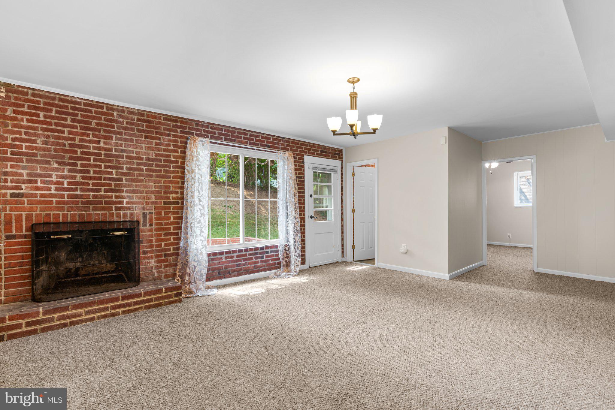 Real estate listing preview #22